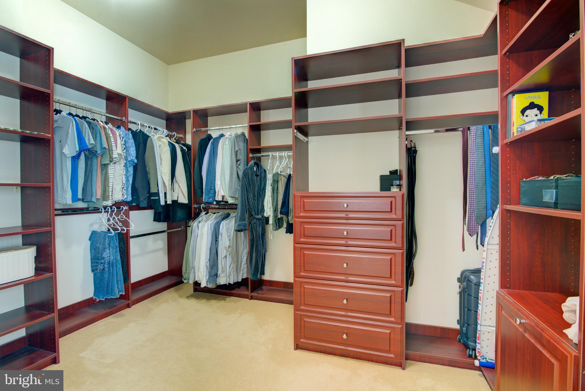 ROLLING OAKS - Residential