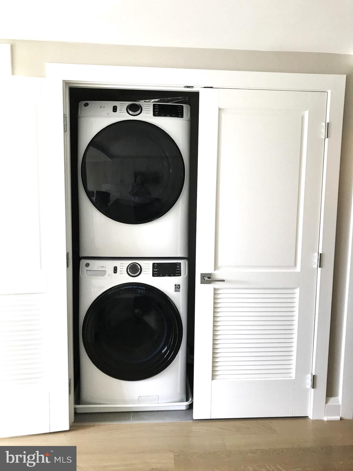 ALEXANDRIA - Residential Lease