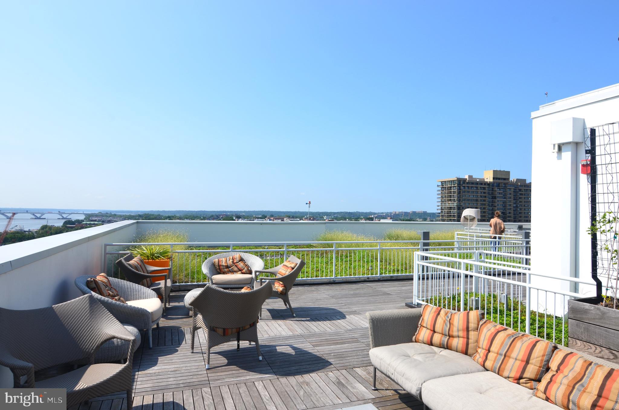 ALEXANDRIA - Residential Lease