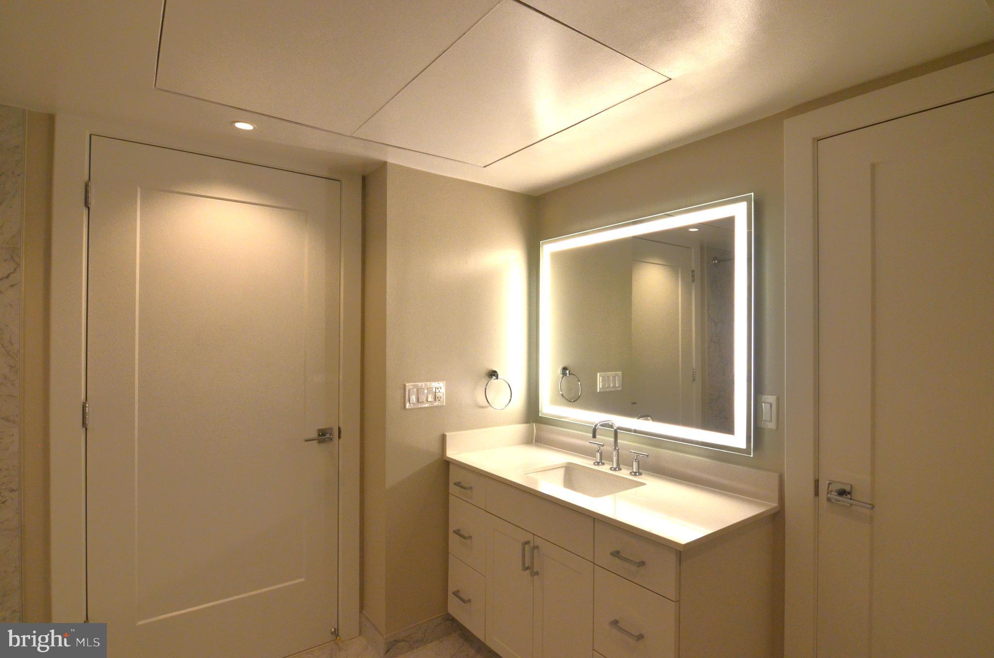 ALEXANDRIA - Residential Lease