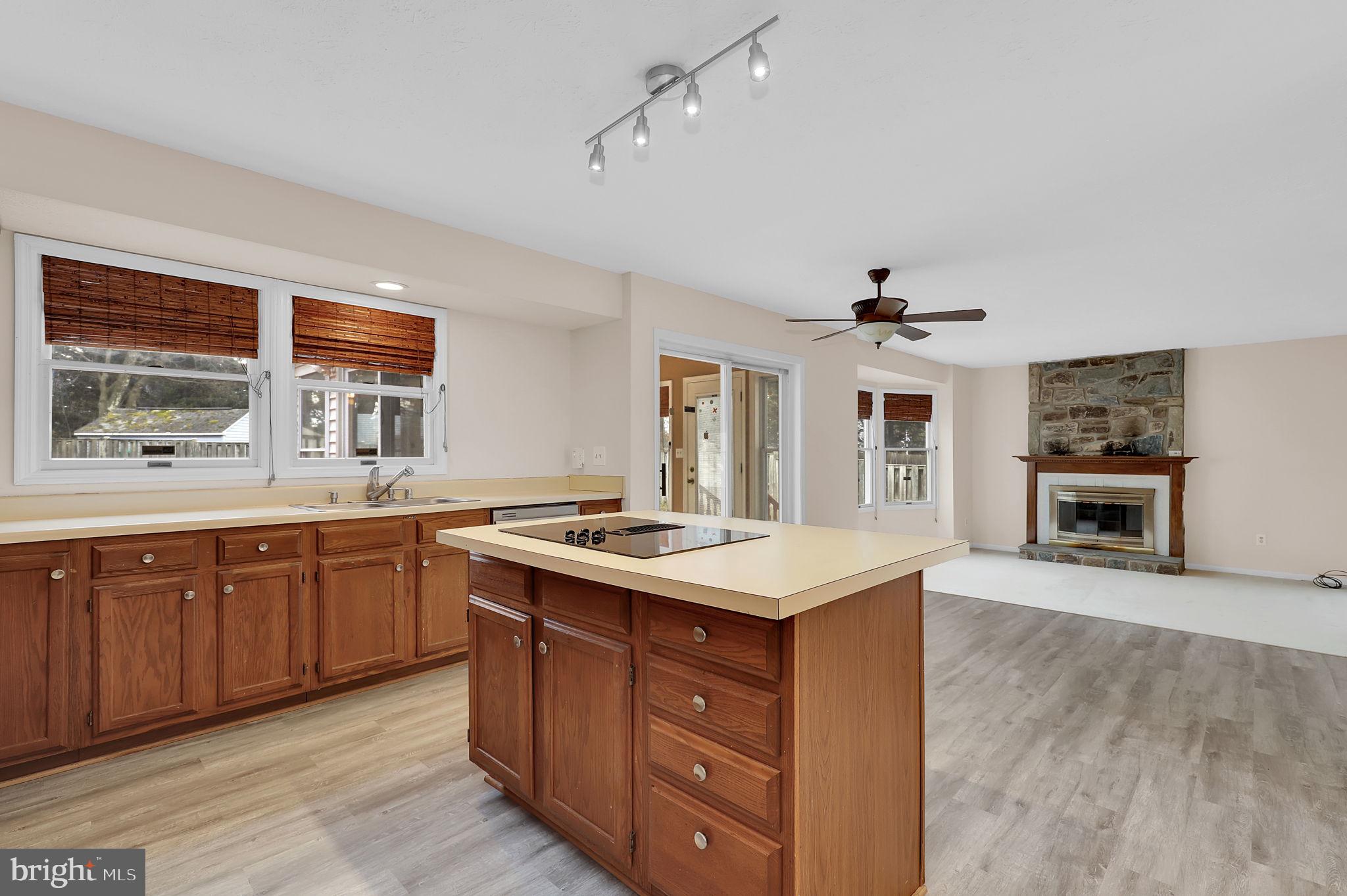 NOTTINGHAM WOODS - Residential