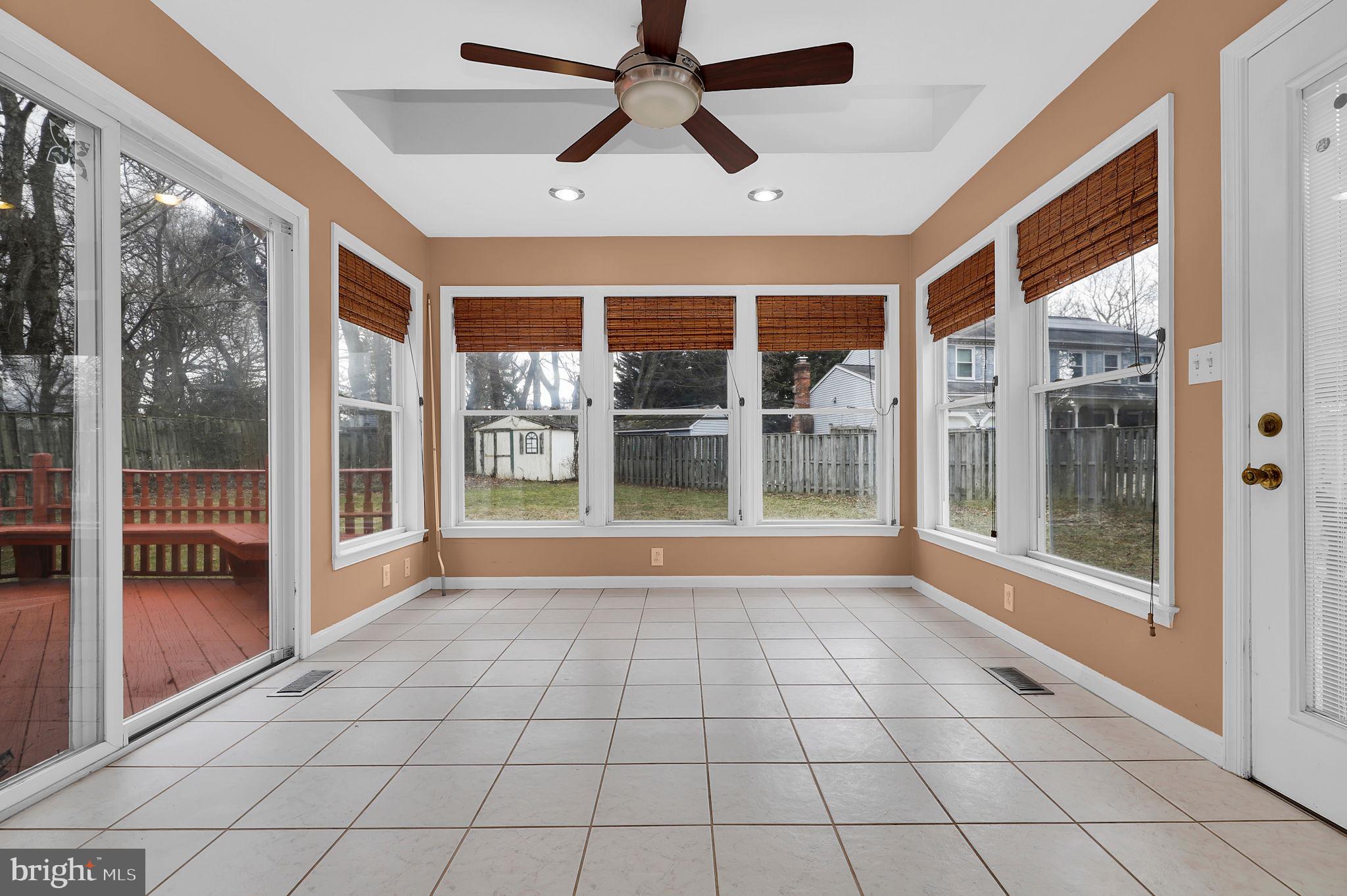 NOTTINGHAM WOODS - Residential