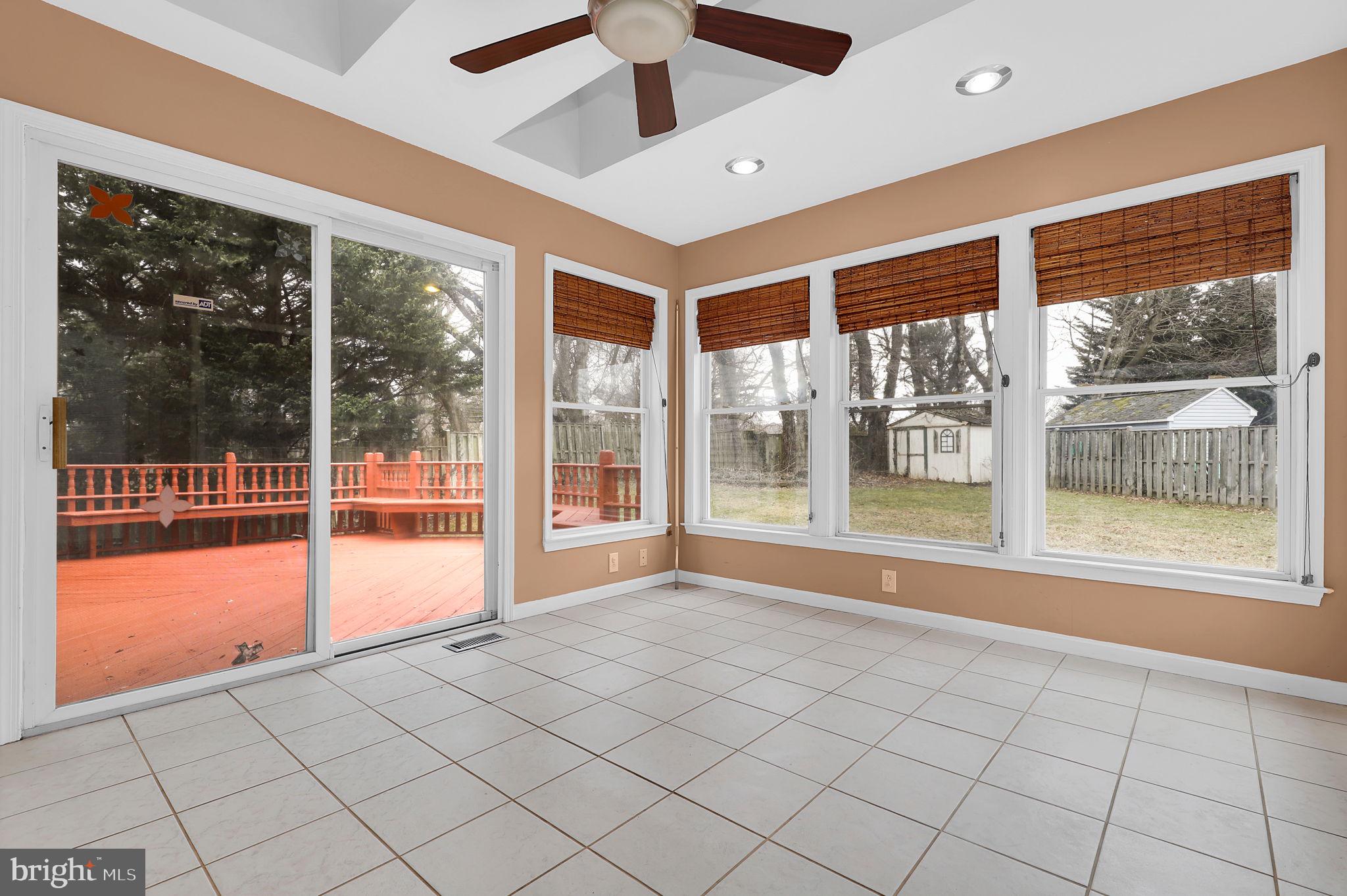 NOTTINGHAM WOODS - Residential