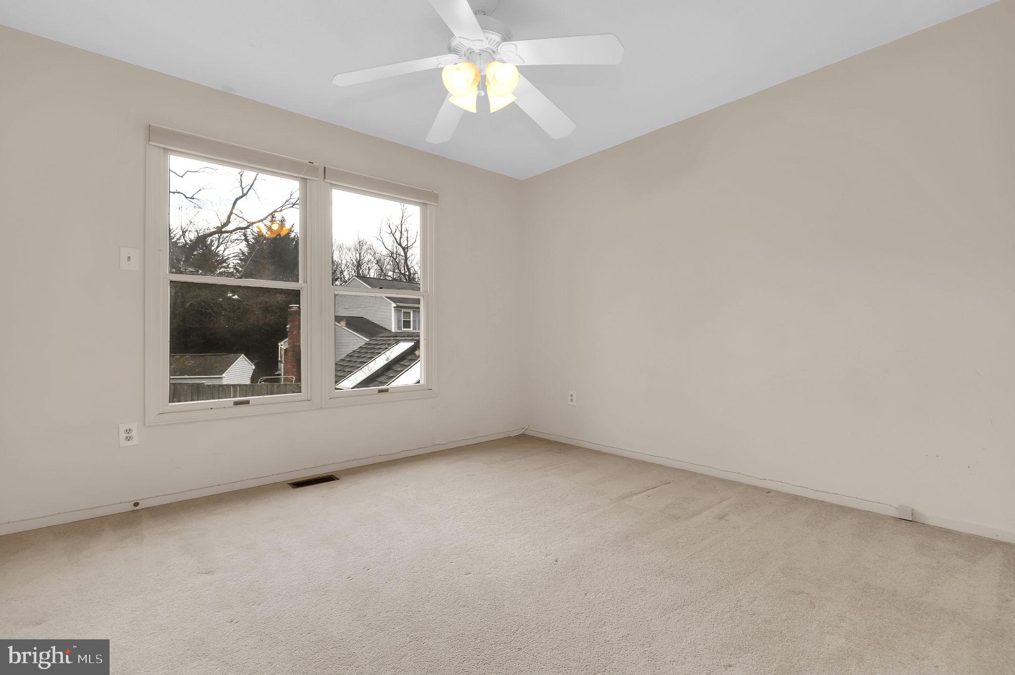 NOTTINGHAM WOODS - Residential