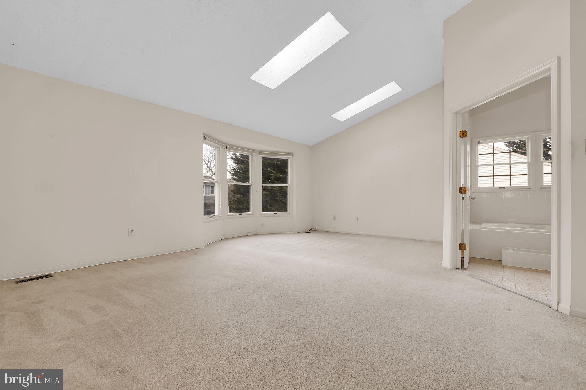 NOTTINGHAM WOODS - Residential