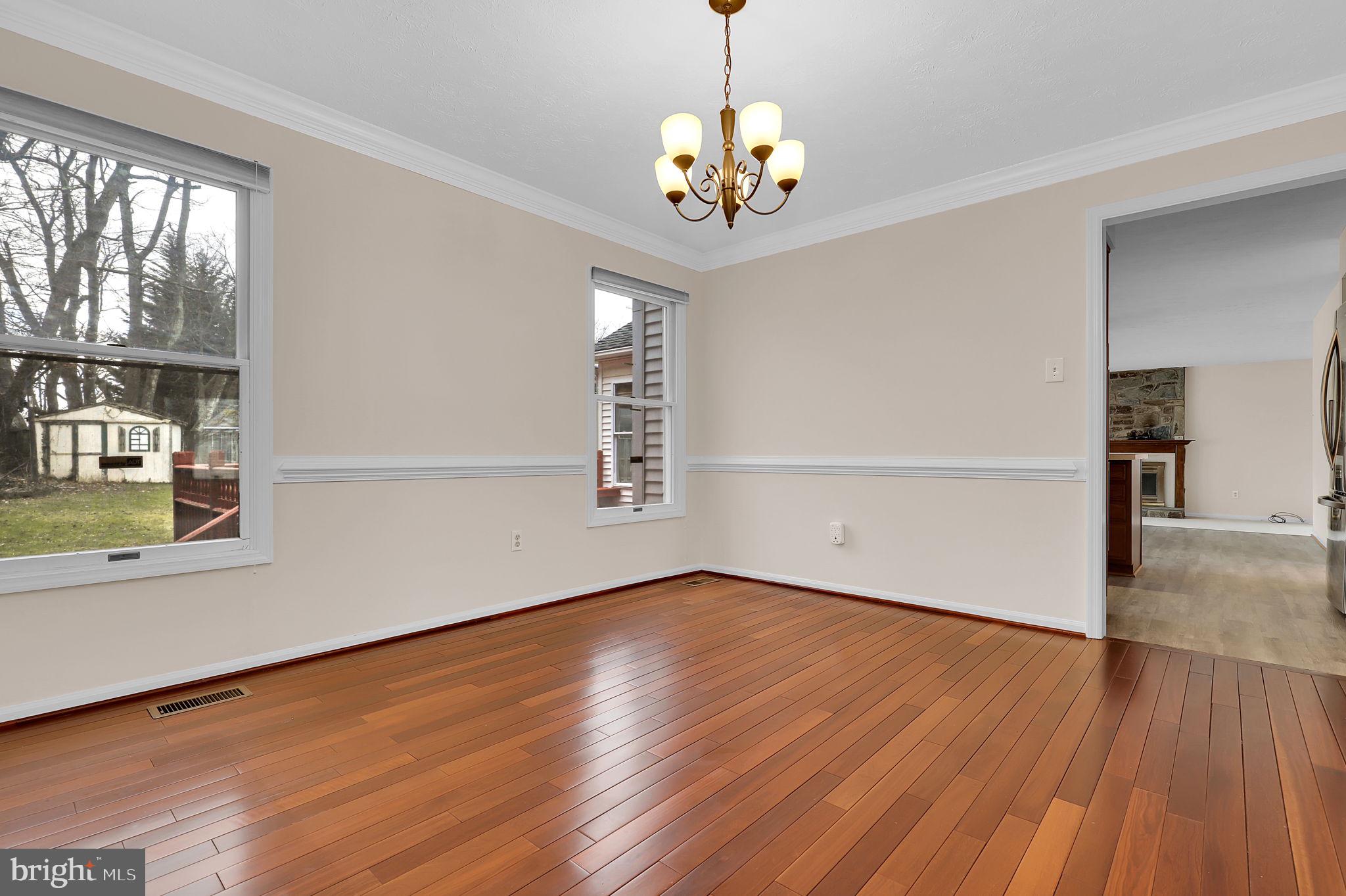 NOTTINGHAM WOODS - Residential