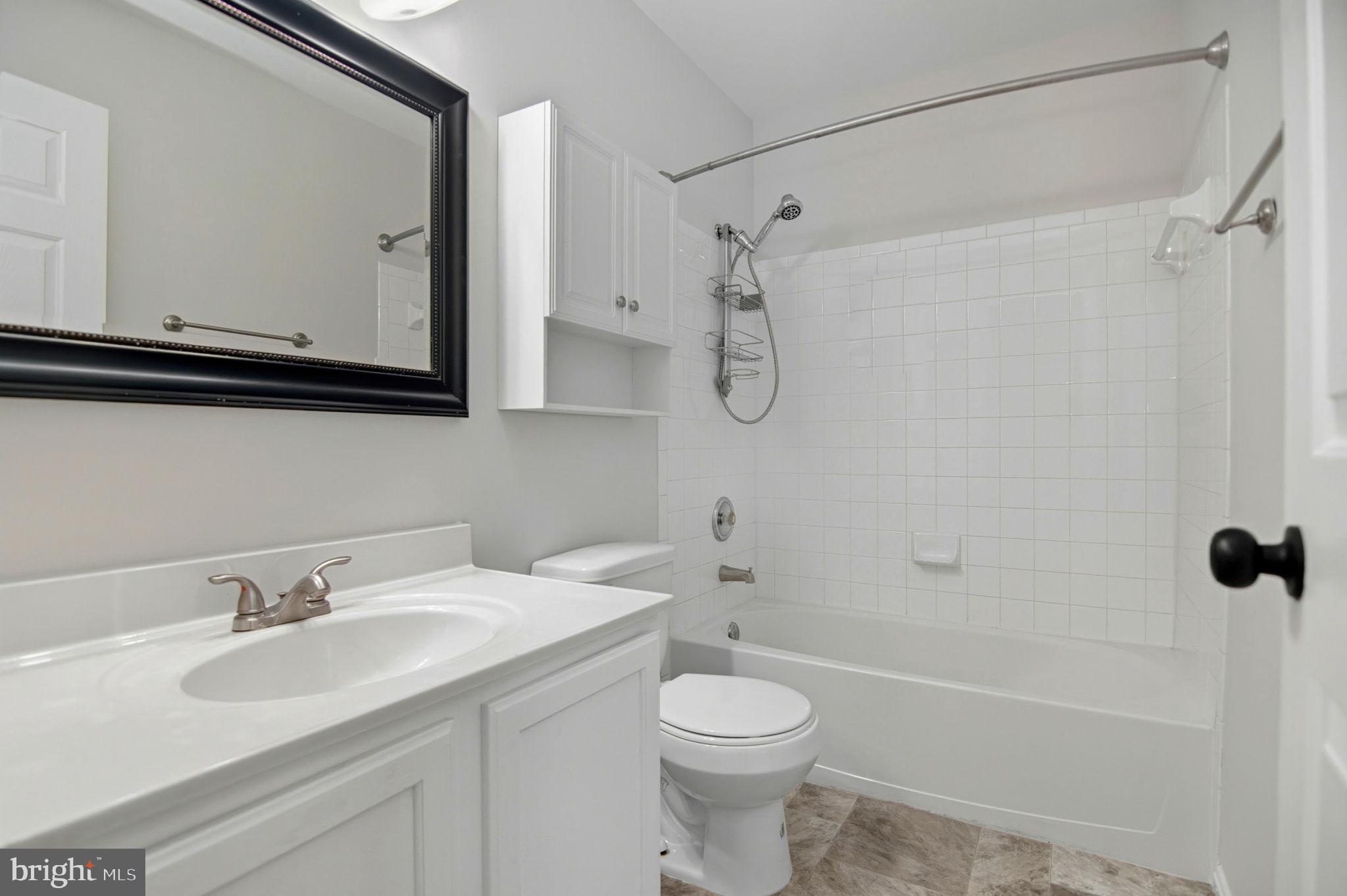 LAKE TERRAPIN/RIDGEFIELD - Residential