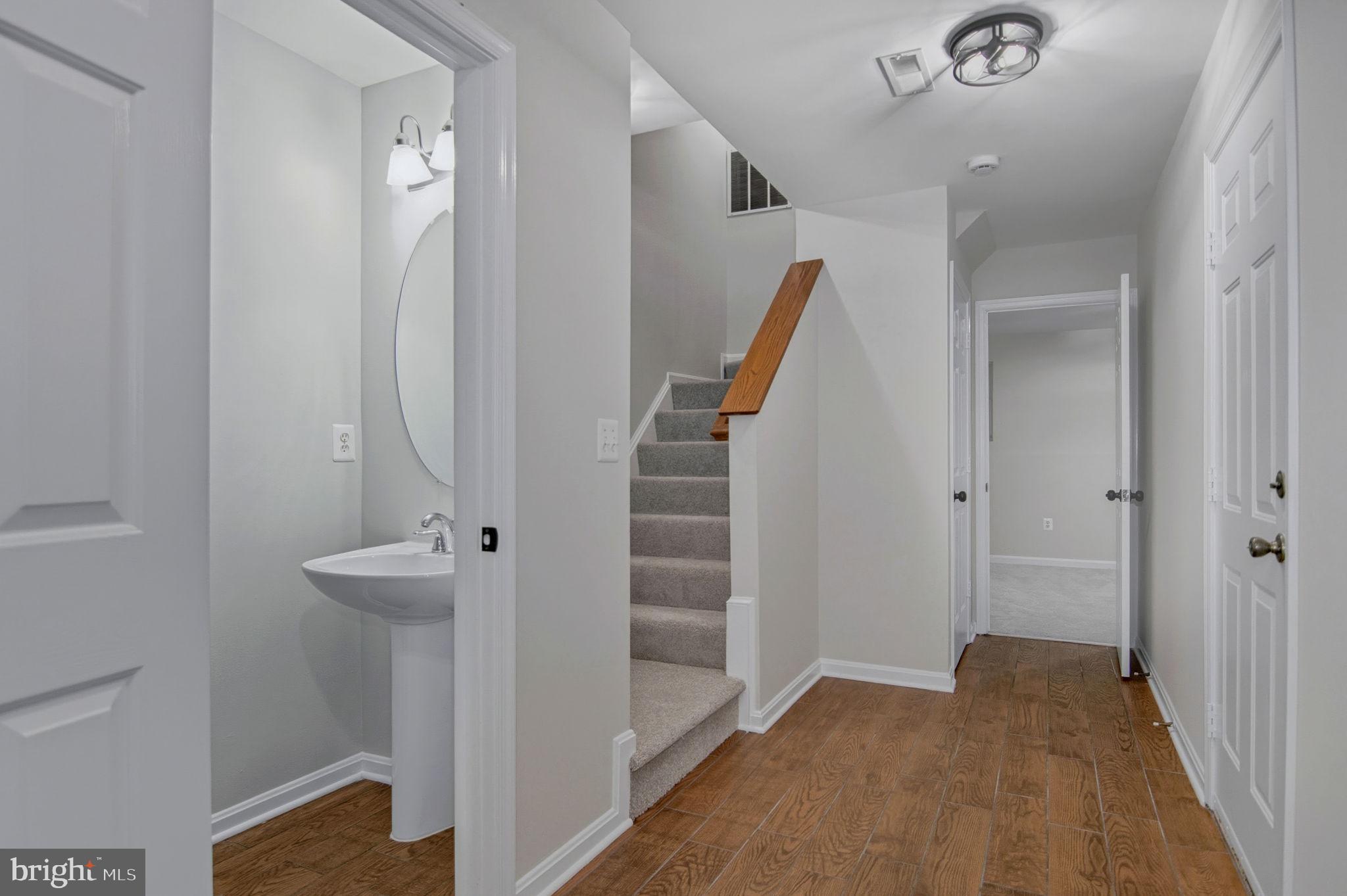 LAKE TERRAPIN/RIDGEFIELD - Residential