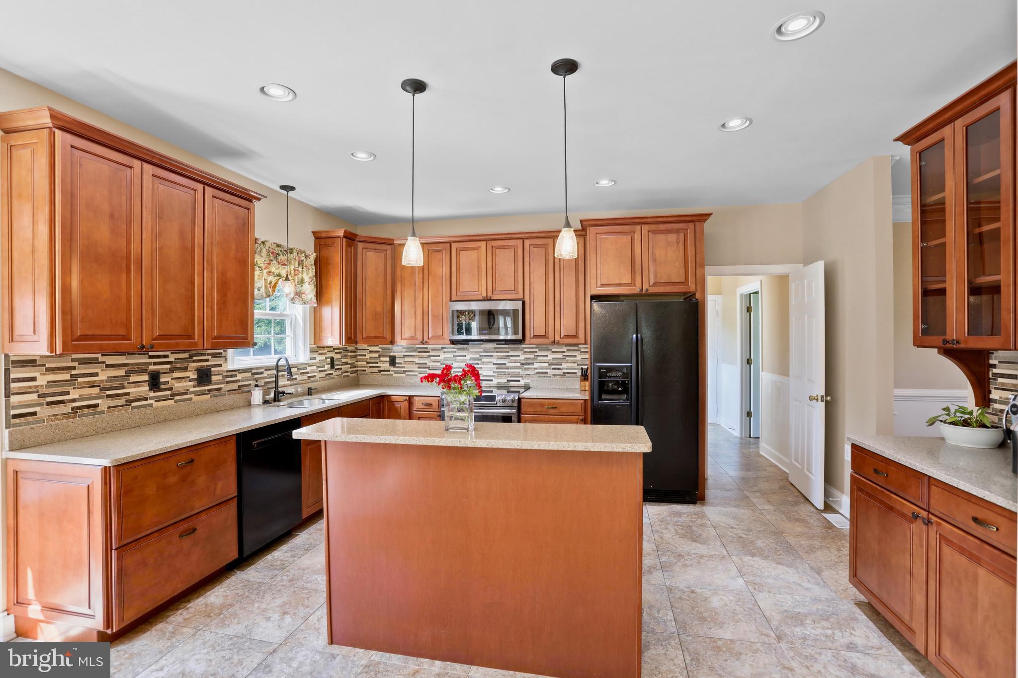 MEADOW BROOK - Residential