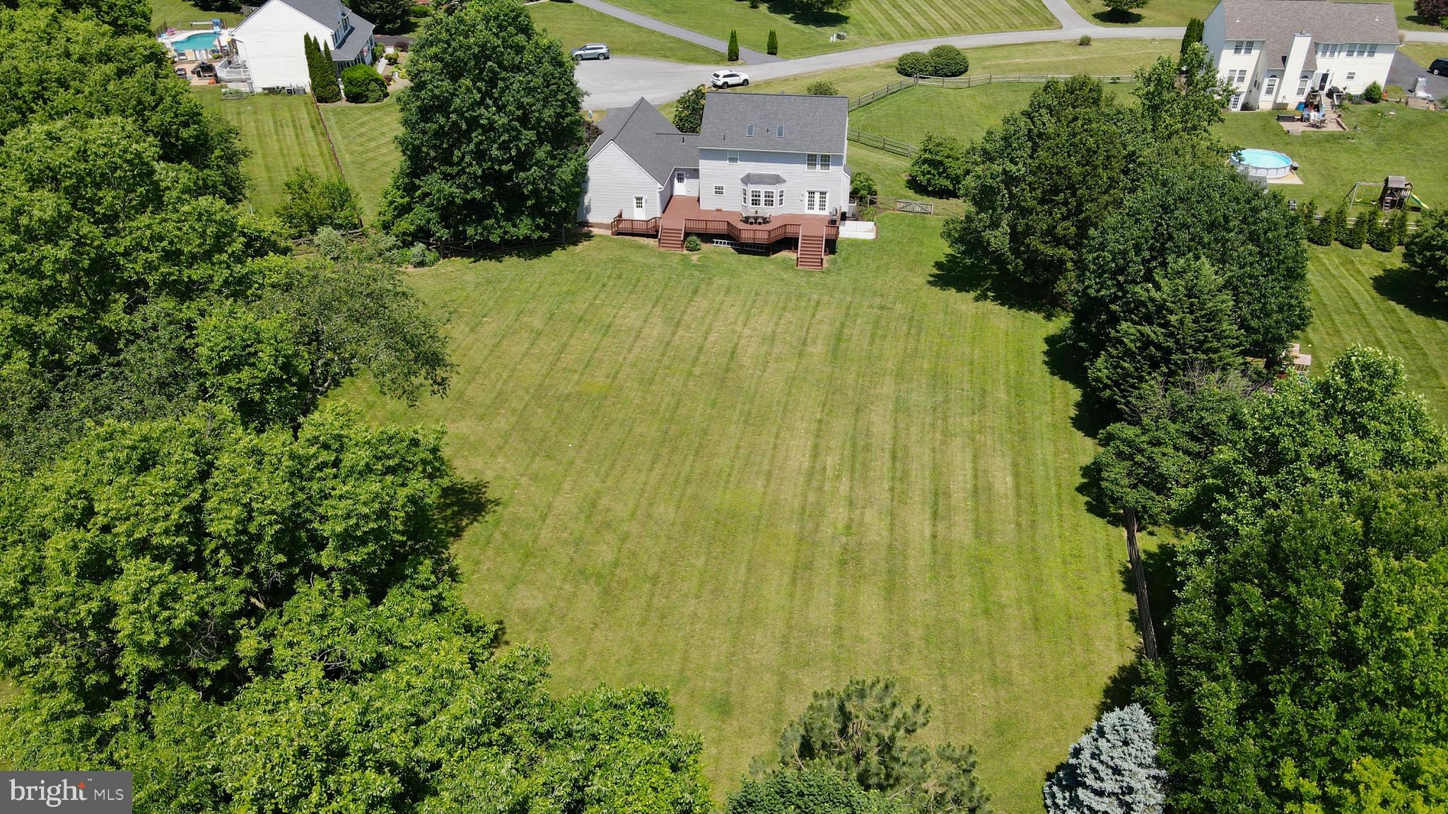 MEADOW BROOK - Residential