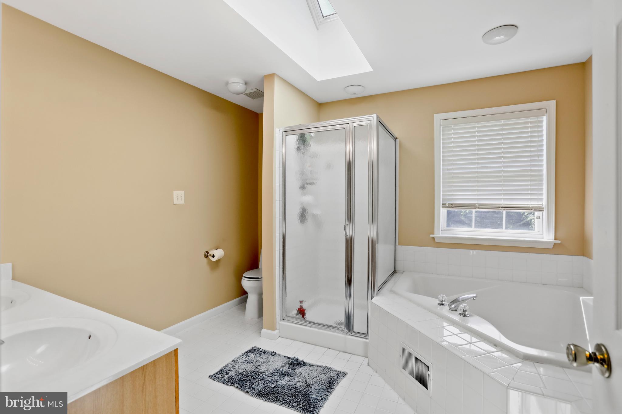 MEADOW BROOK - Residential