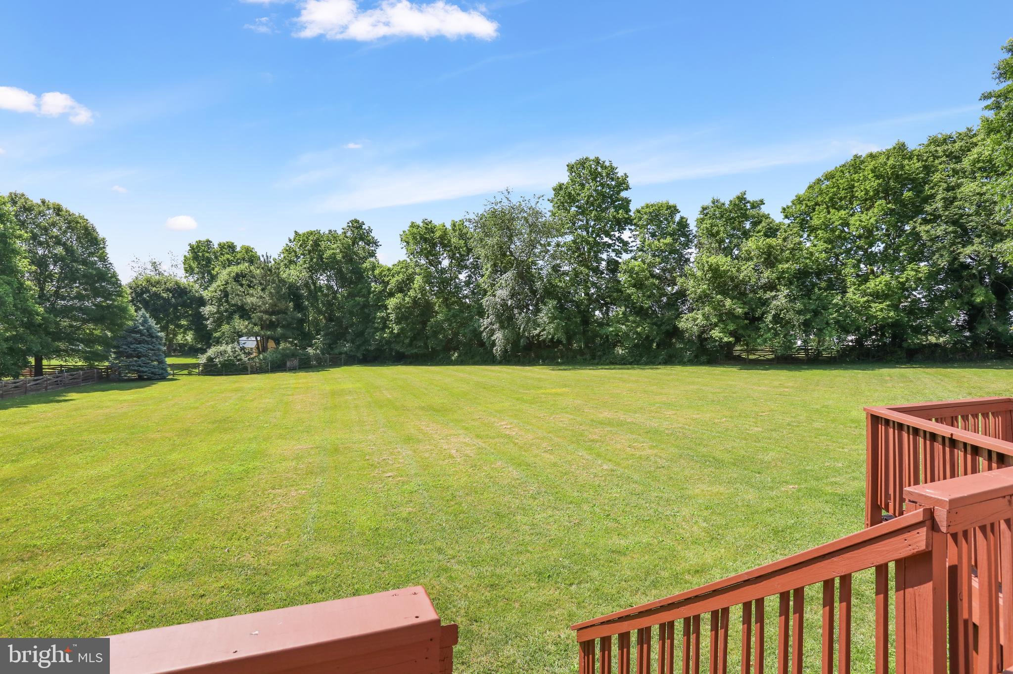 MEADOW BROOK - Residential