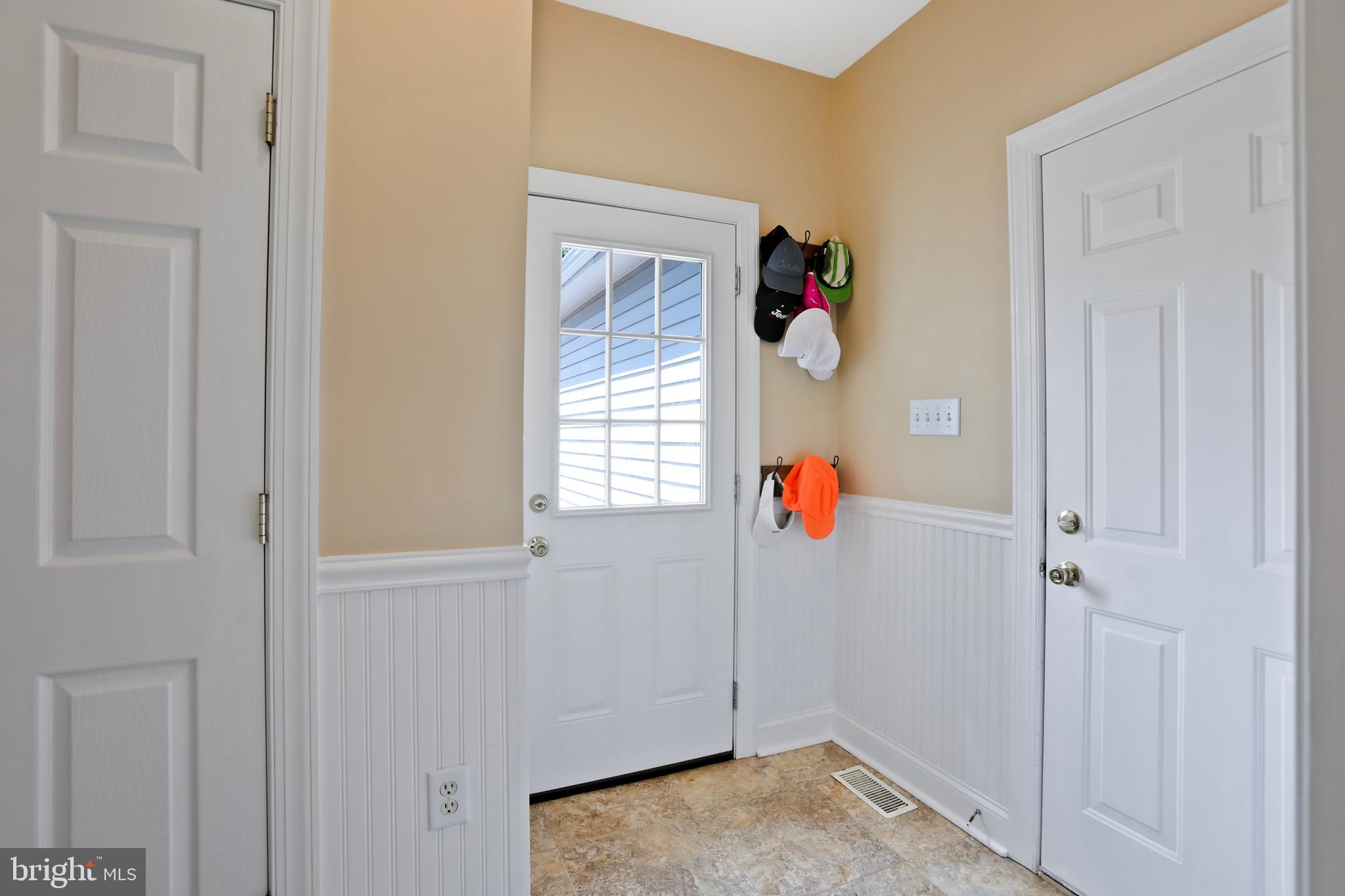 MEADOW BROOK - Residential