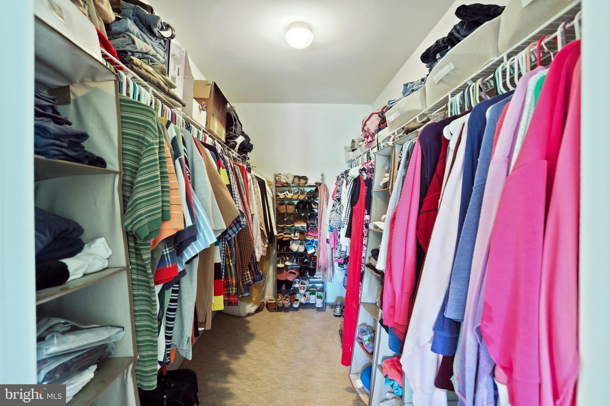 MEADOW BROOK - Residential