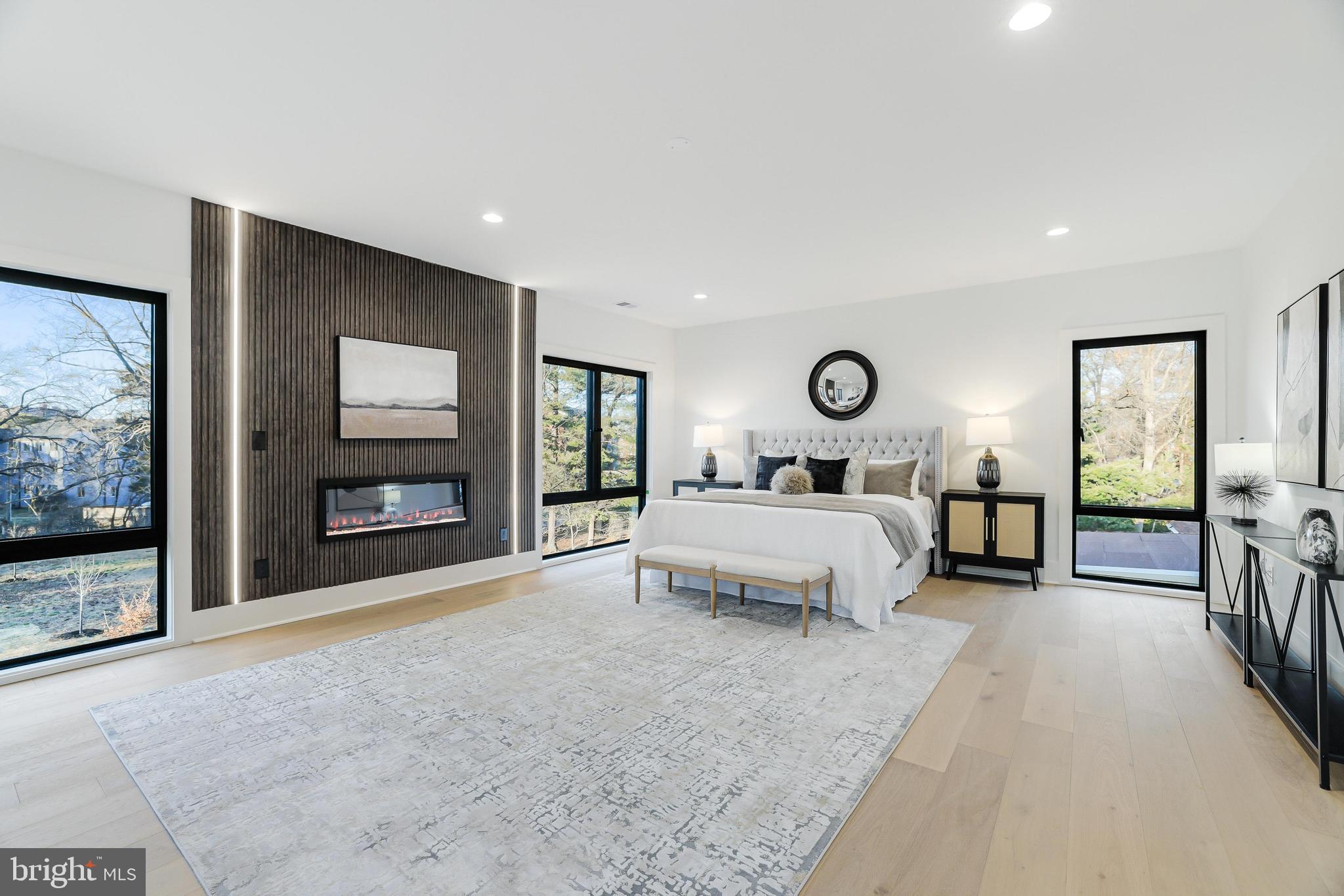 COURTLAND PARK - Residential