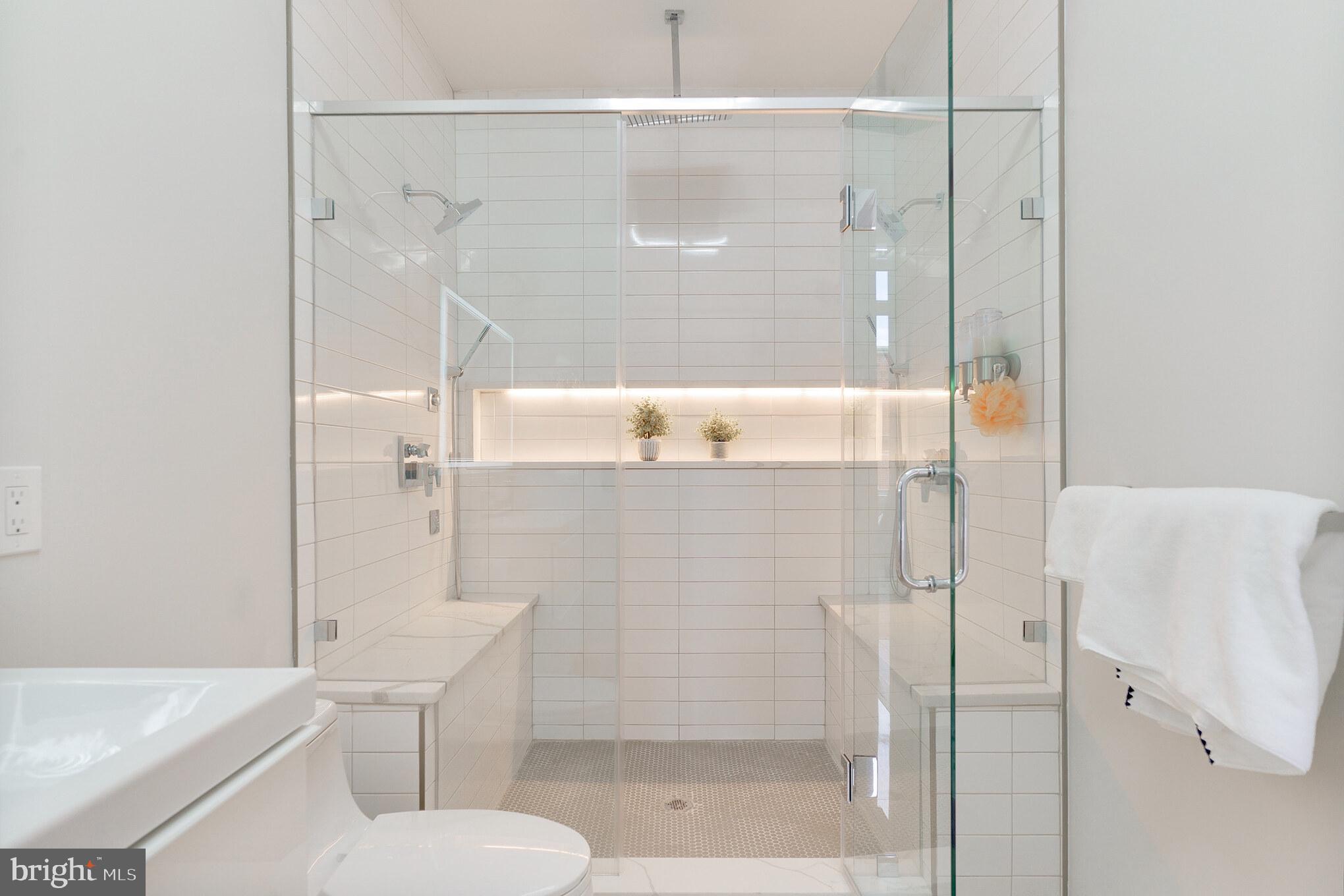 FRANCISVILLE - Residential Lease