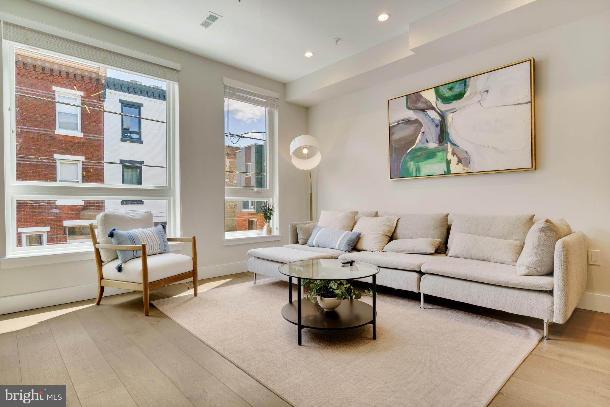 FRANCISVILLE - Residential Lease