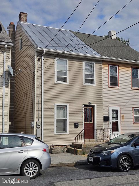 304 N 3RD AVENUE LEBANON PA 17046