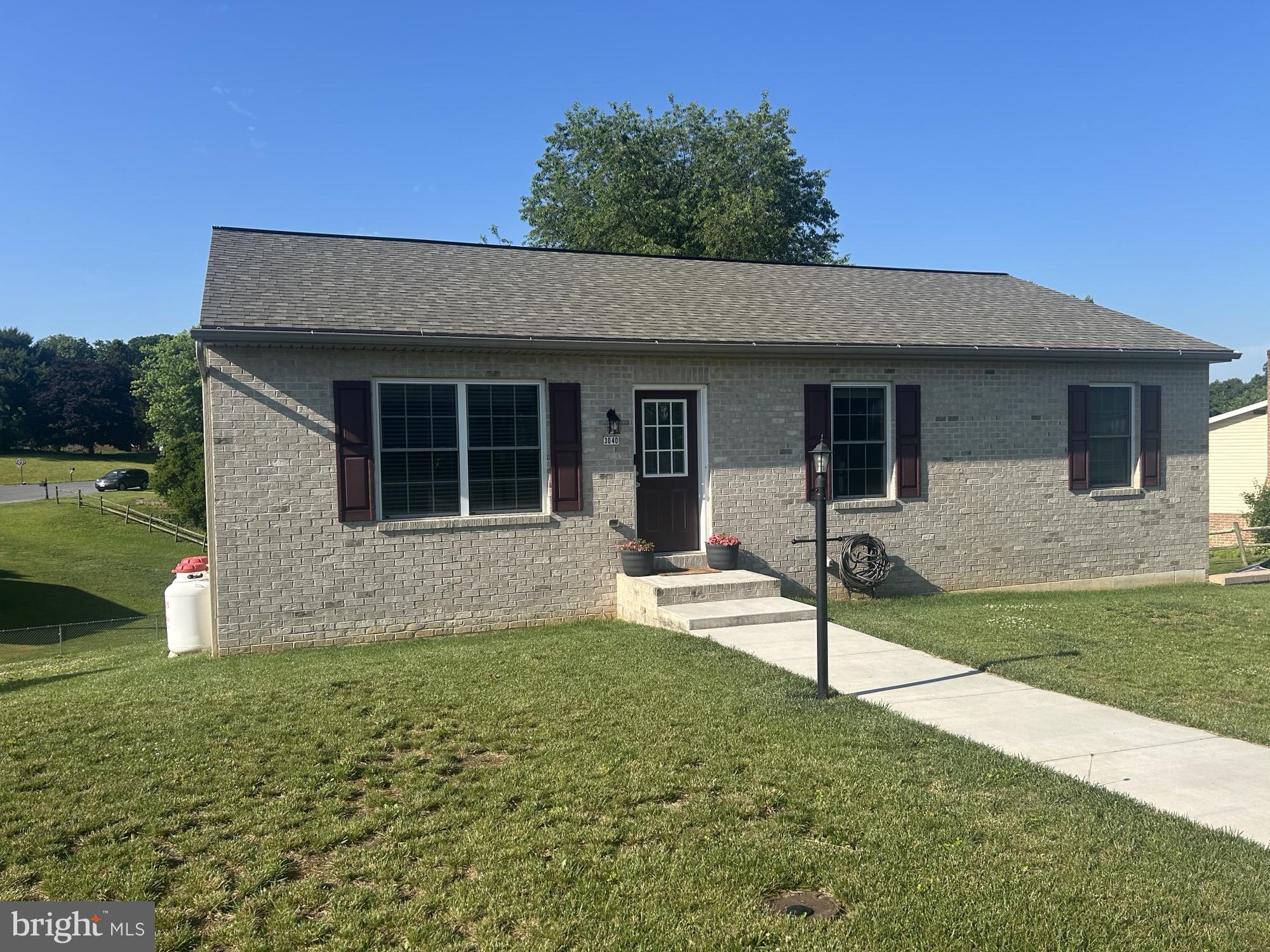 3040 LIVERPOOL COURT