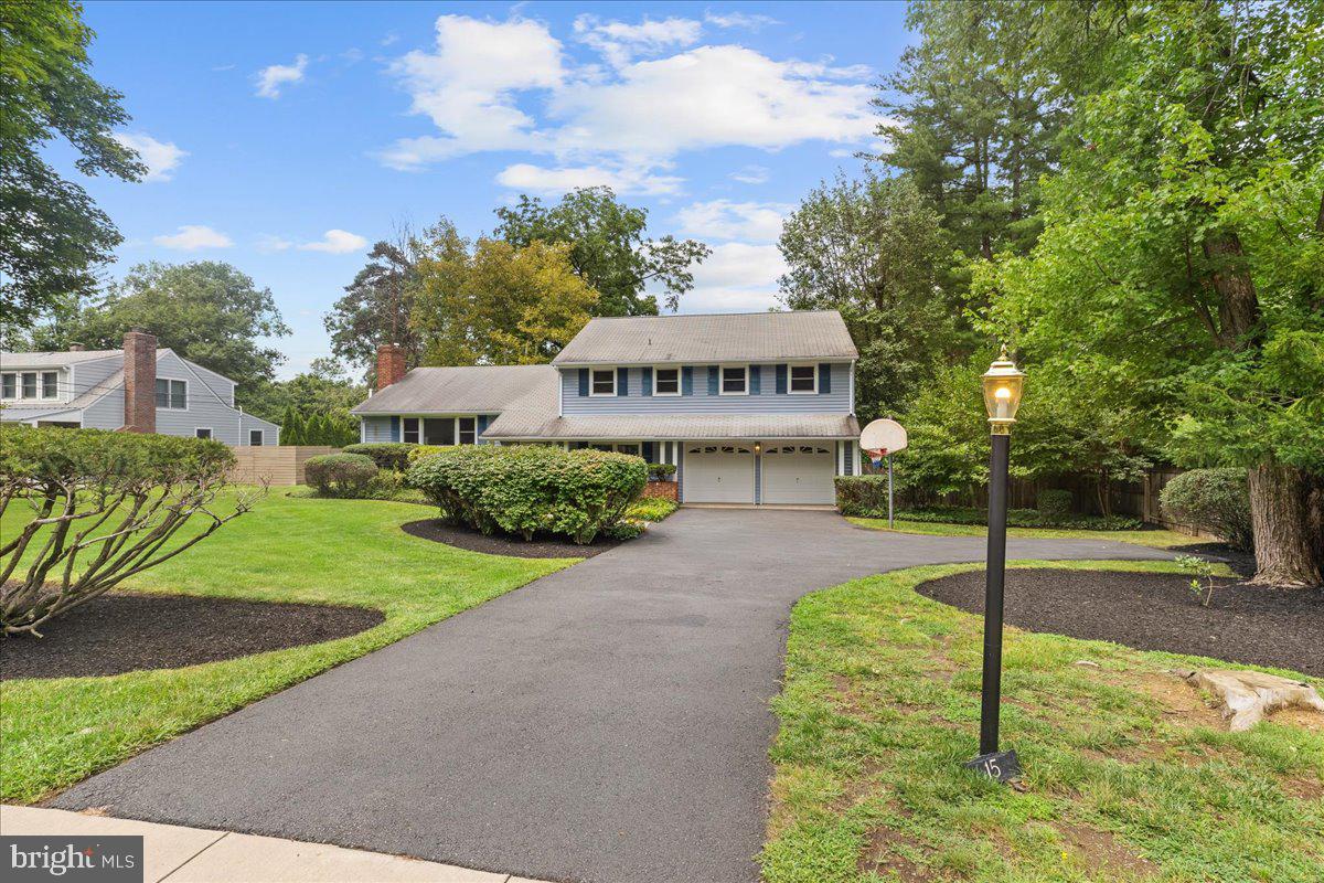 15 LINWOOD CIRCLE