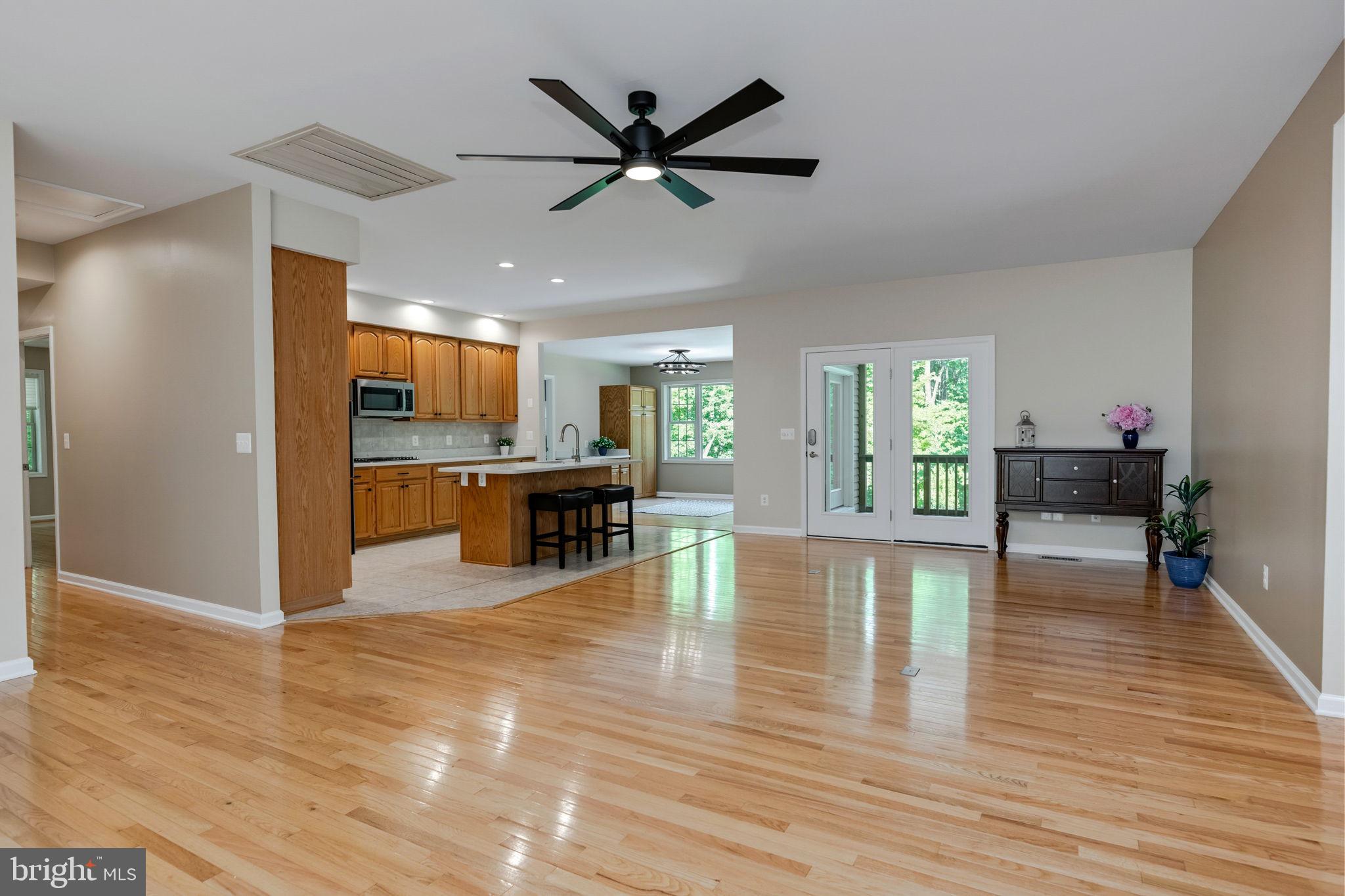248 OAKWOOD DRIVE