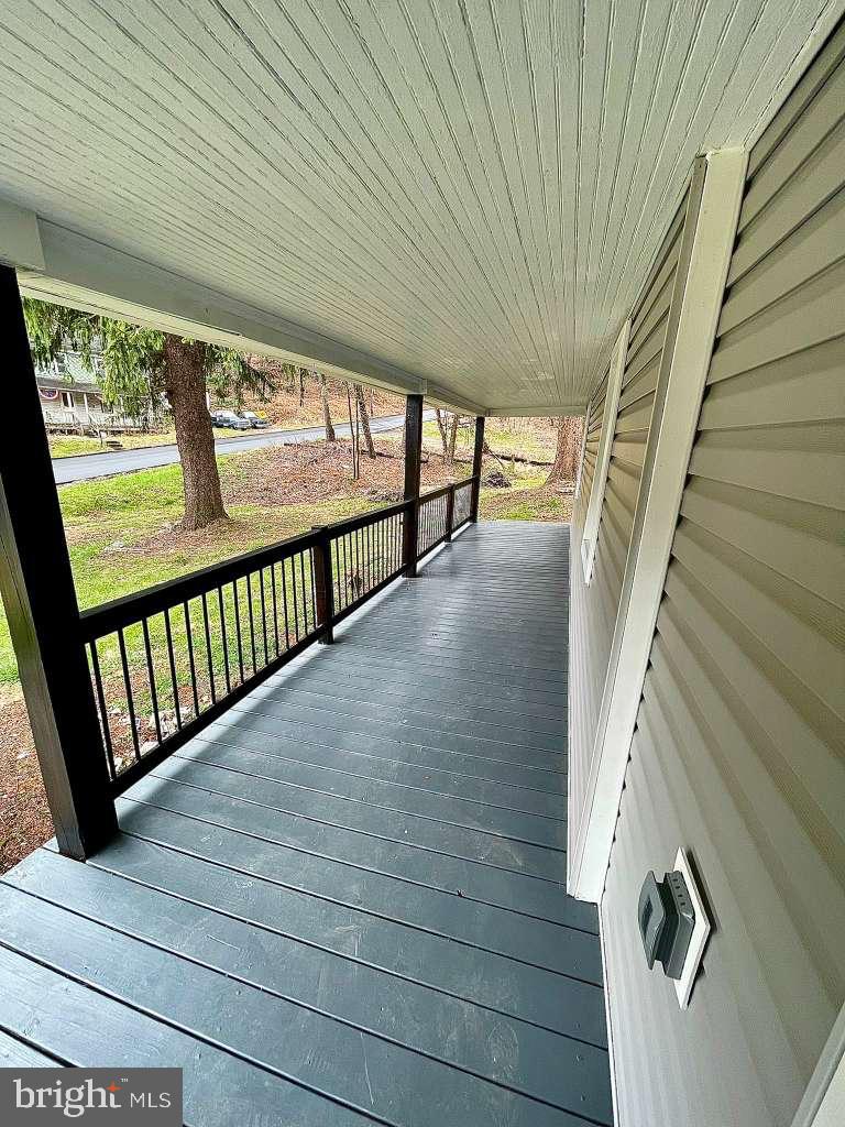131 S SCHAEFFER HILL ROAD