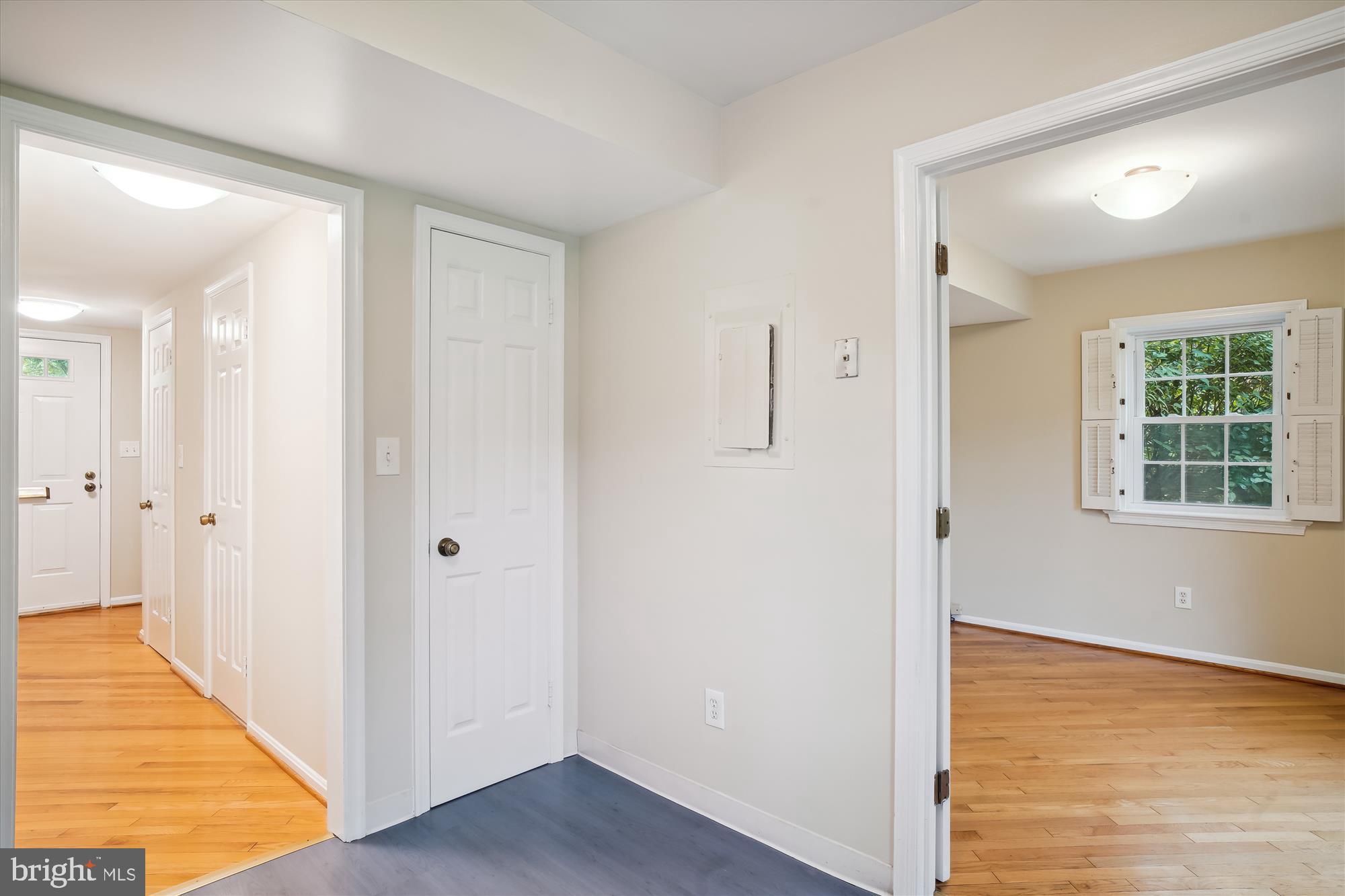 KENWOOD FOREST - Residential Lease