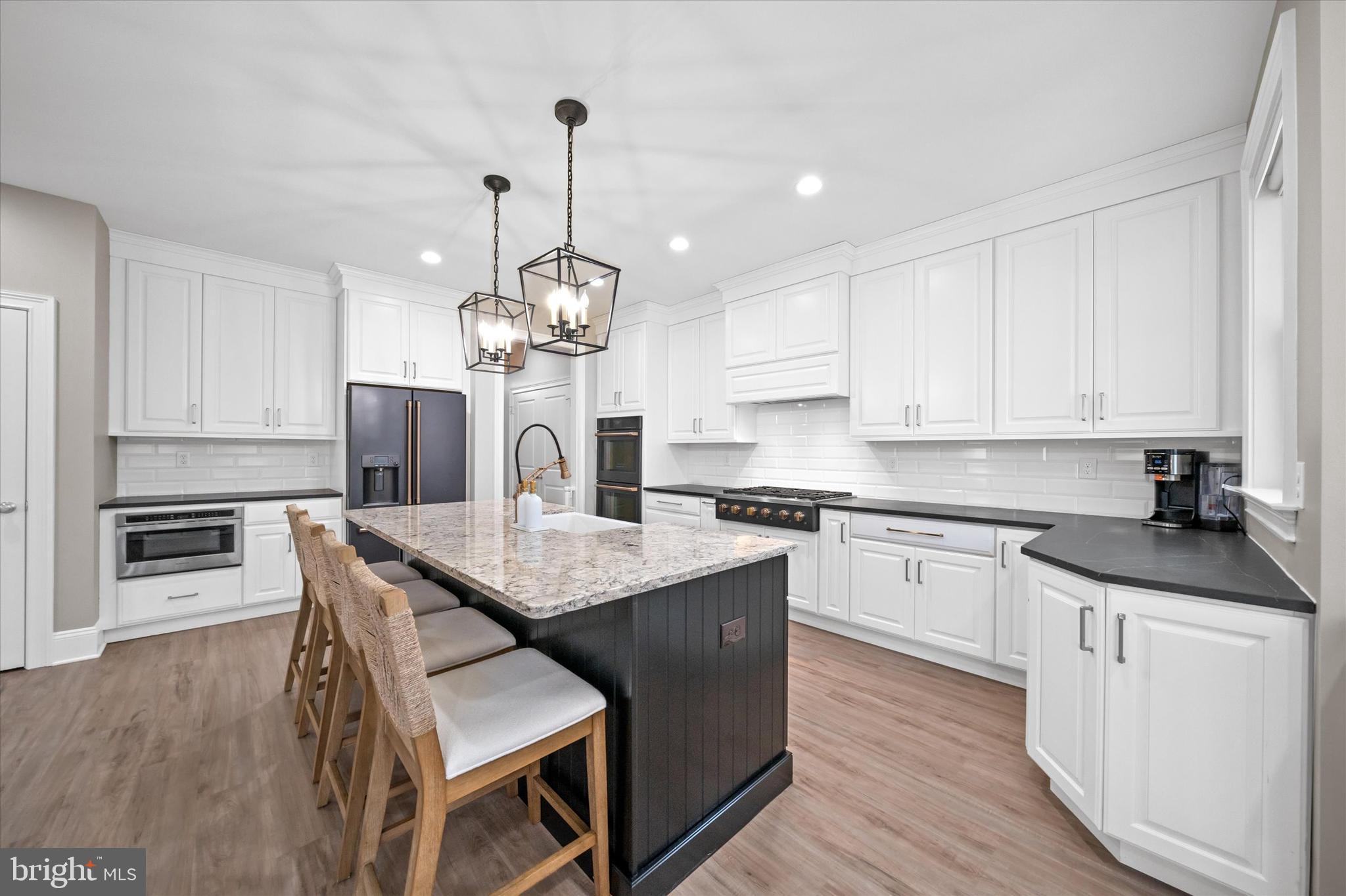 THE VILLAGES AT NORTHRIDGE - Residential