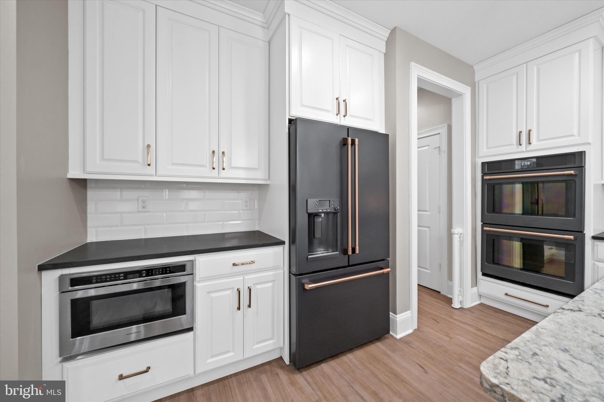 THE VILLAGES AT NORTHRIDGE - Residential