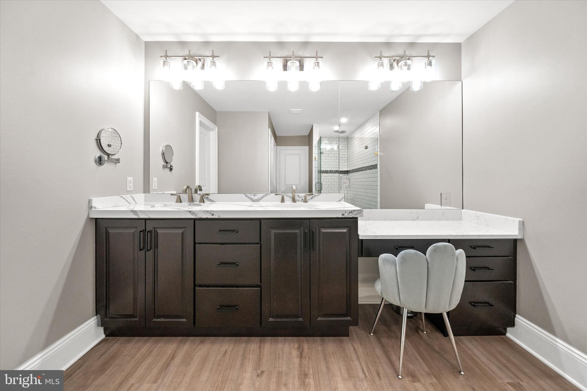 THE VILLAGES AT NORTHRIDGE - Residential