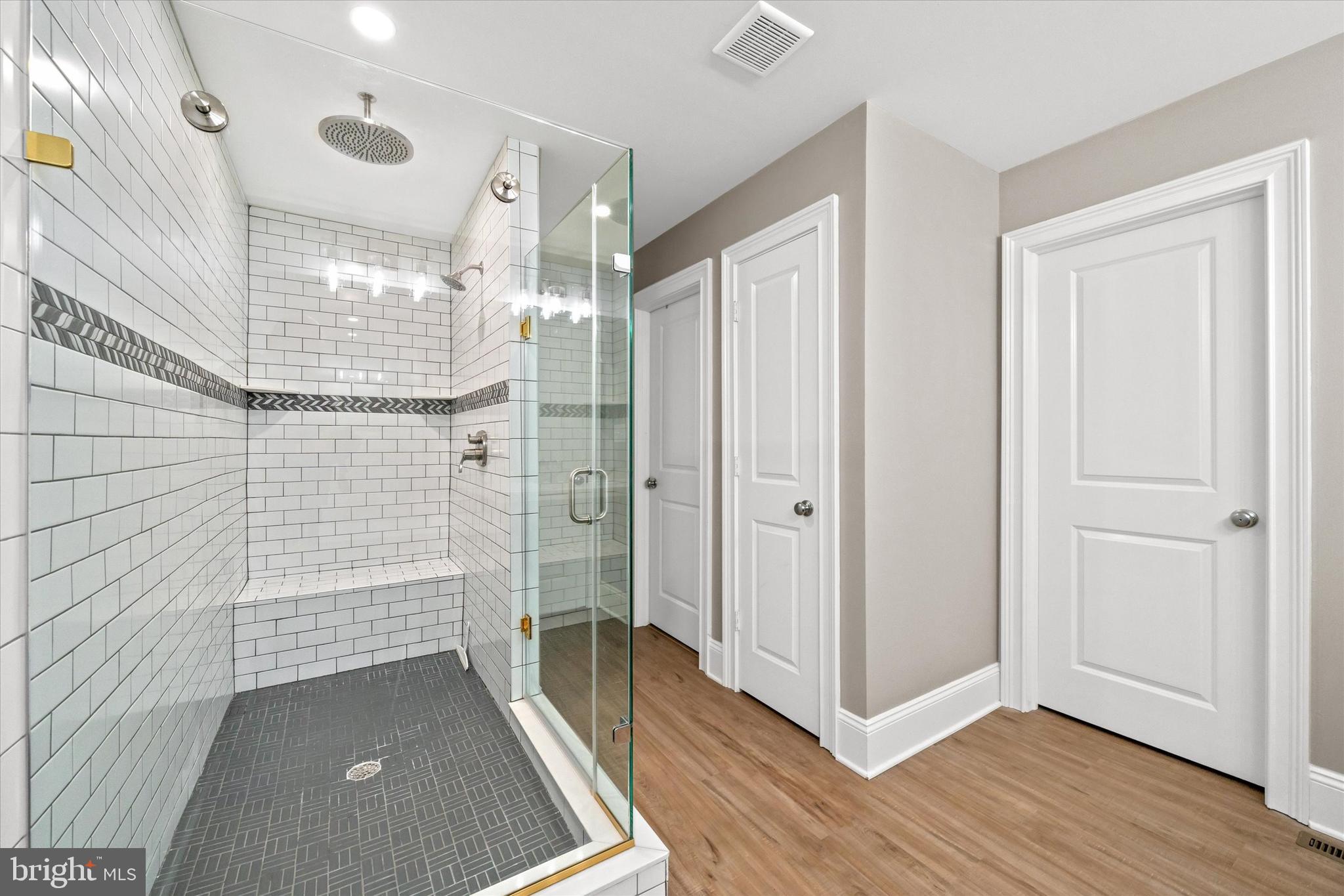 THE VILLAGES AT NORTHRIDGE - Residential