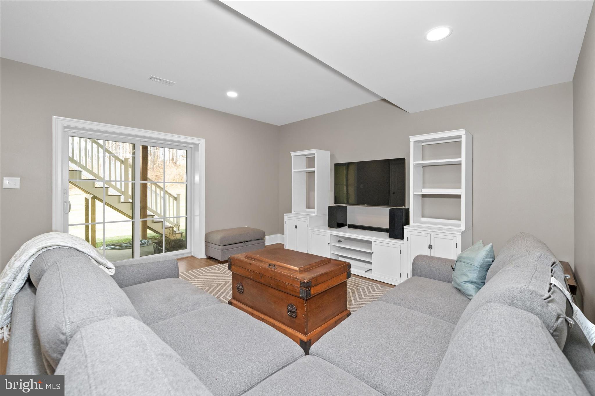 THE VILLAGES AT NORTHRIDGE - Residential