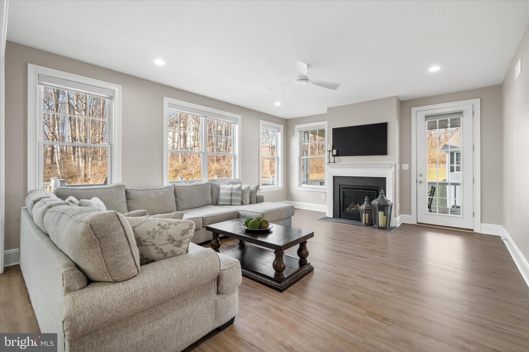 THE VILLAGES AT NORTHRIDGE - Residential