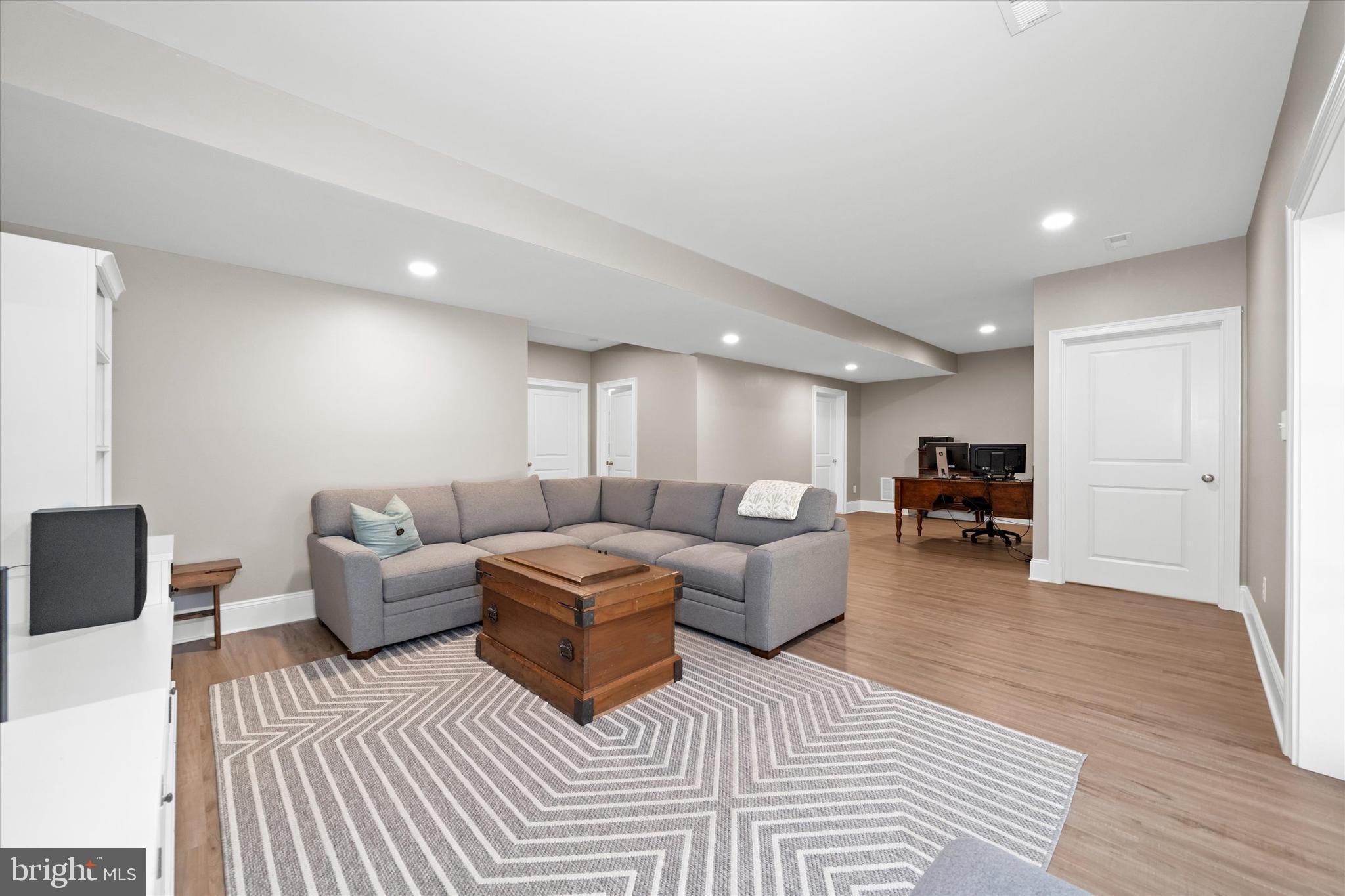 THE VILLAGES AT NORTHRIDGE - Residential