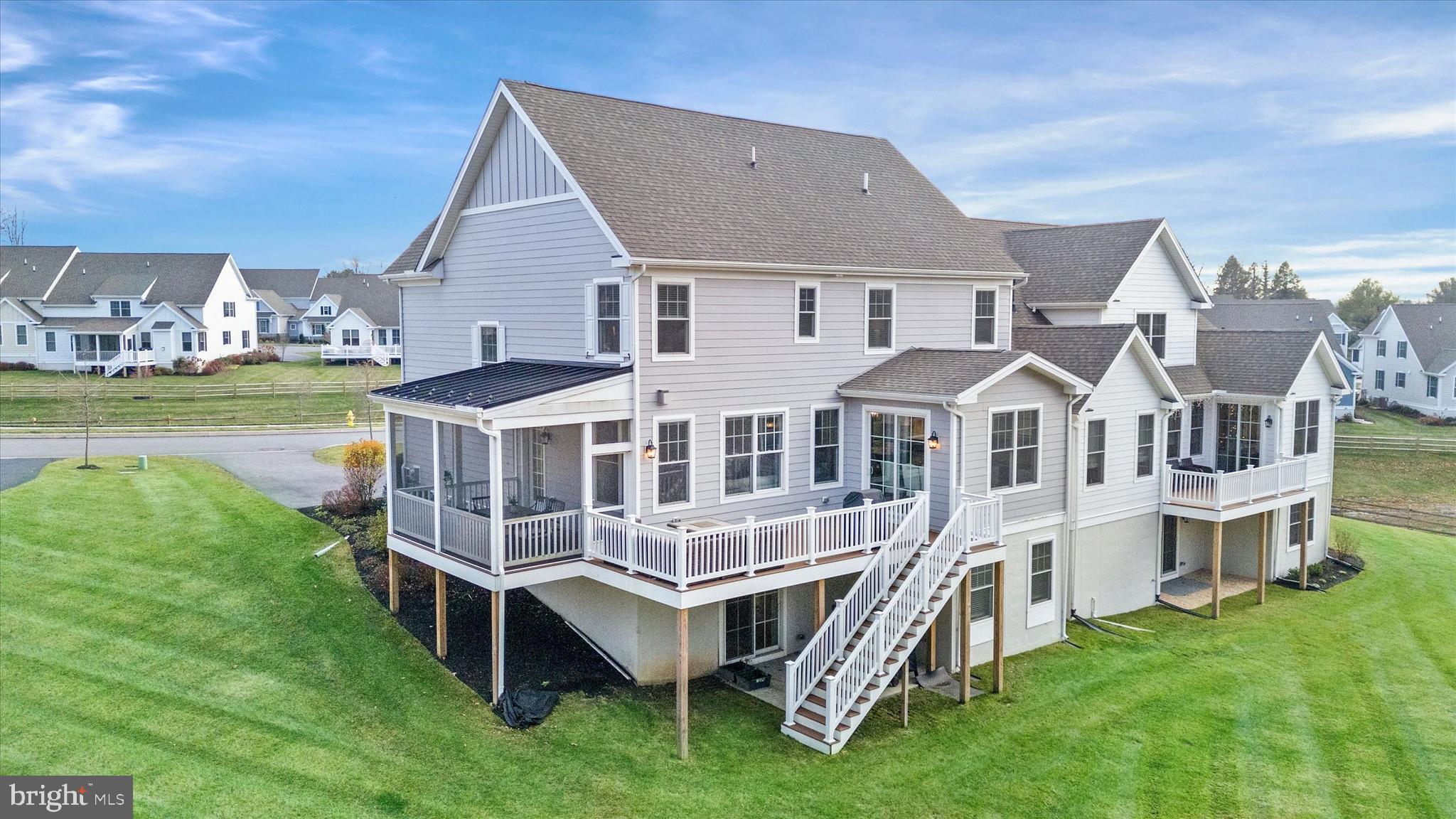 THE VILLAGES AT NORTHRIDGE - Residential