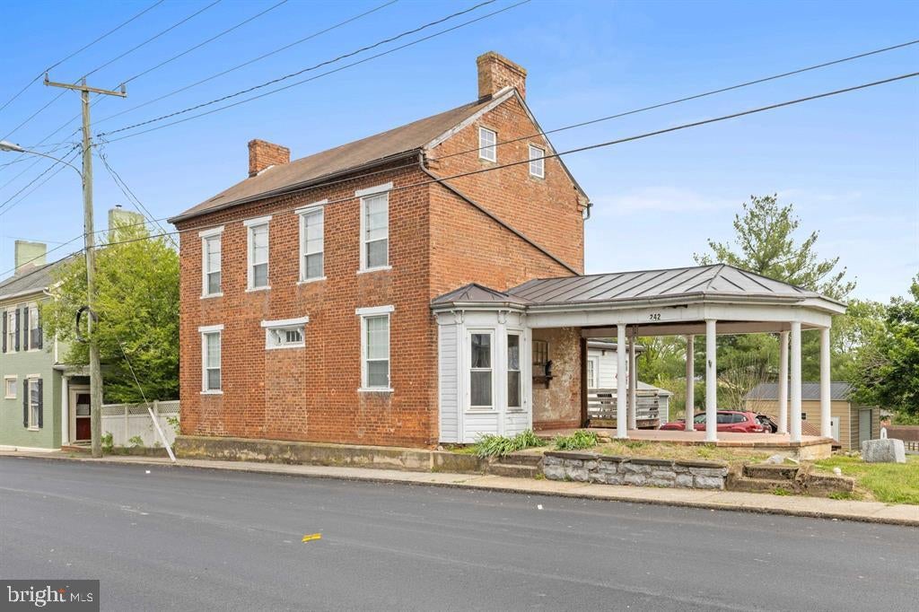 242 S SOUTH MAIN STREET