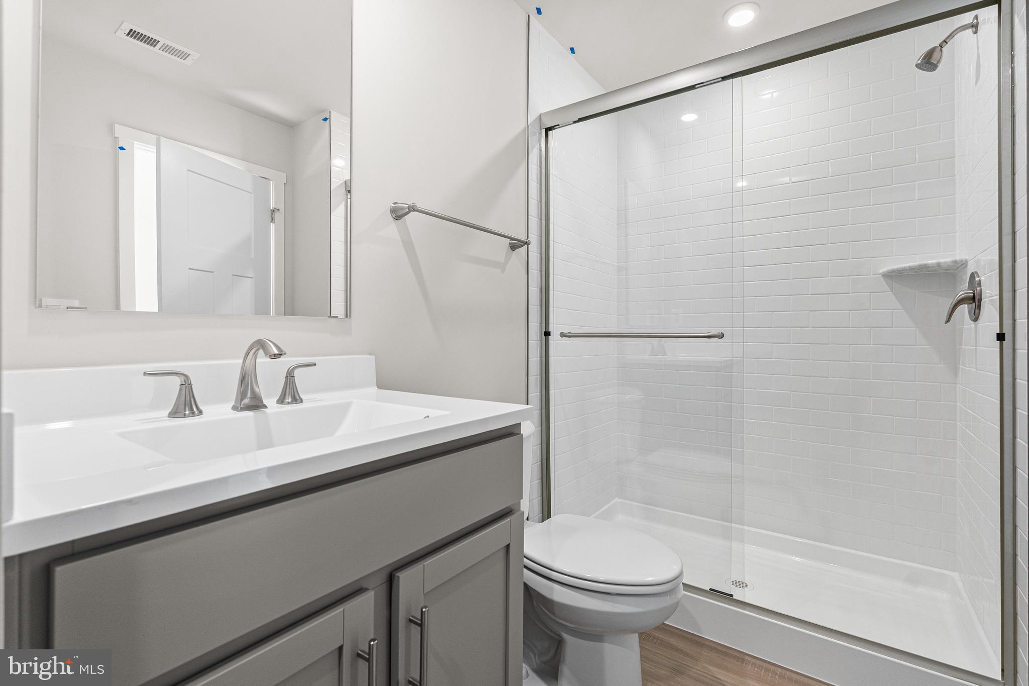 HUNTWELL WEST - Residential