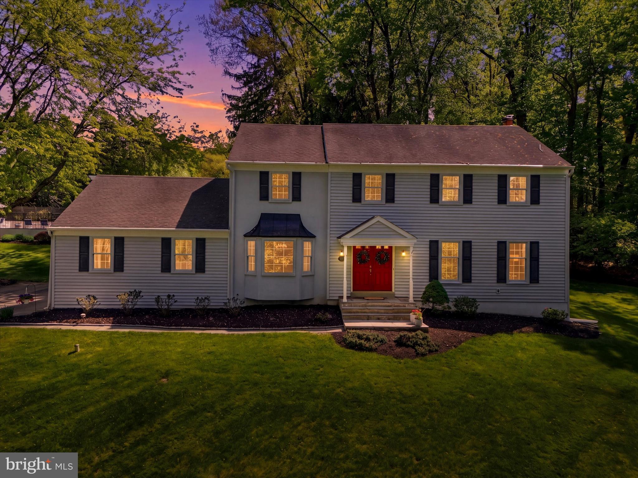 COLONIAL VIL - Residential