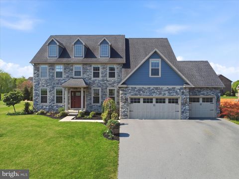 206 MATTHEW DRIVE CHAMBERSBURG PA 17201