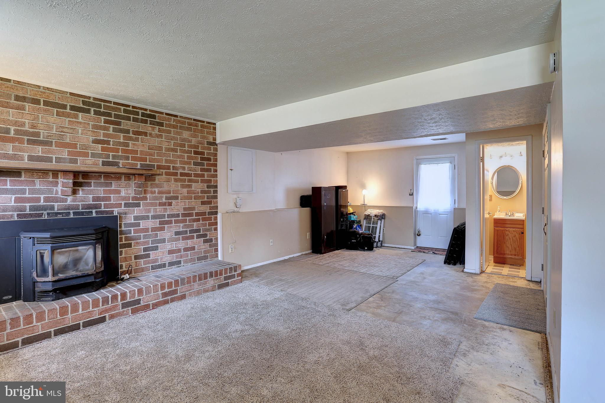 CHESTERFIELD - Residential