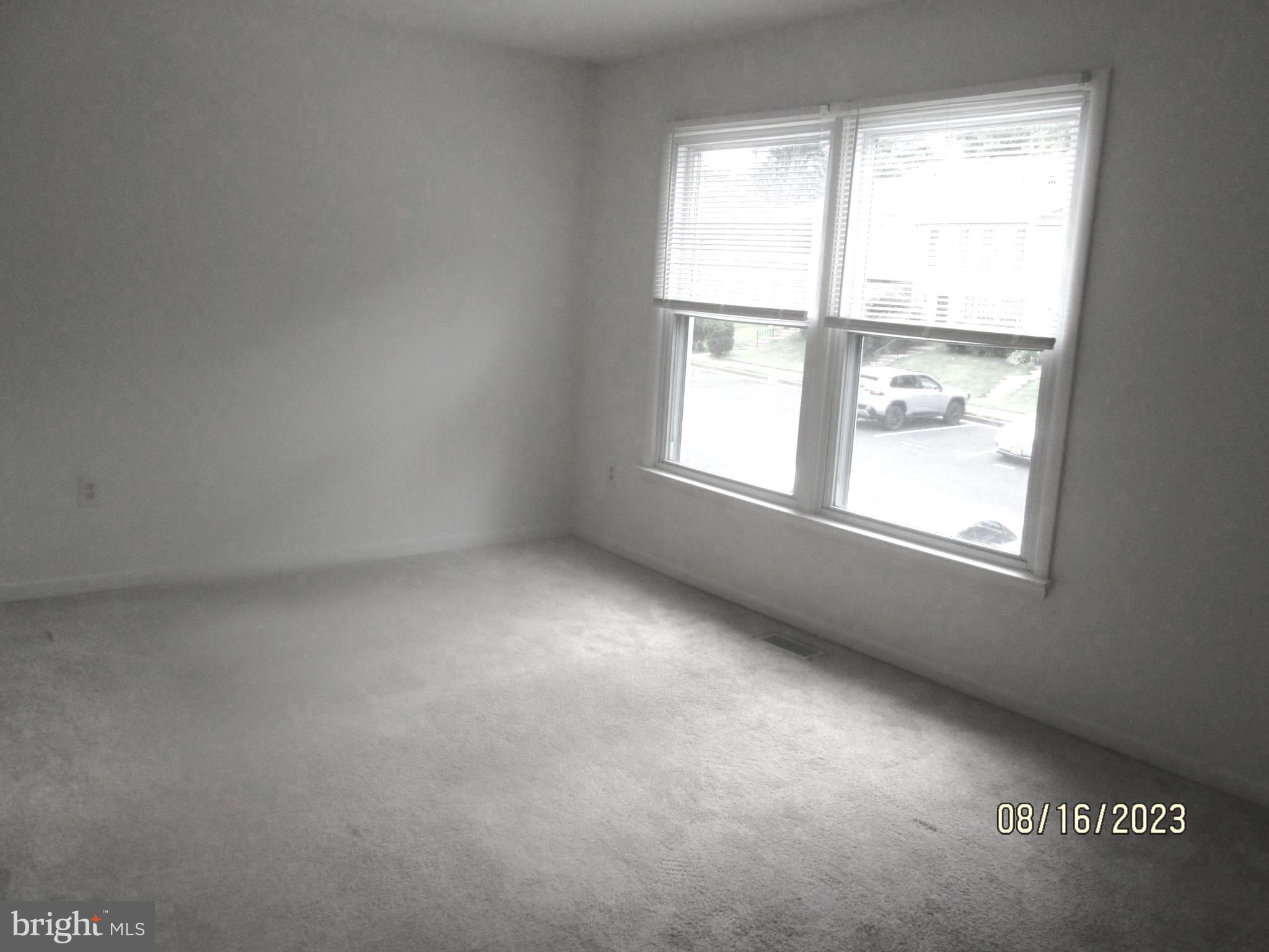 WINDSOR PARK - Residential