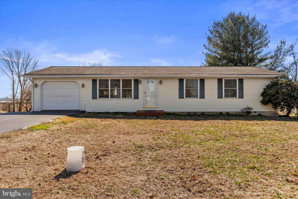 Photo of 430 Fairview Road, MANHEIM, PA 17545 (MLS # PALA2083914)