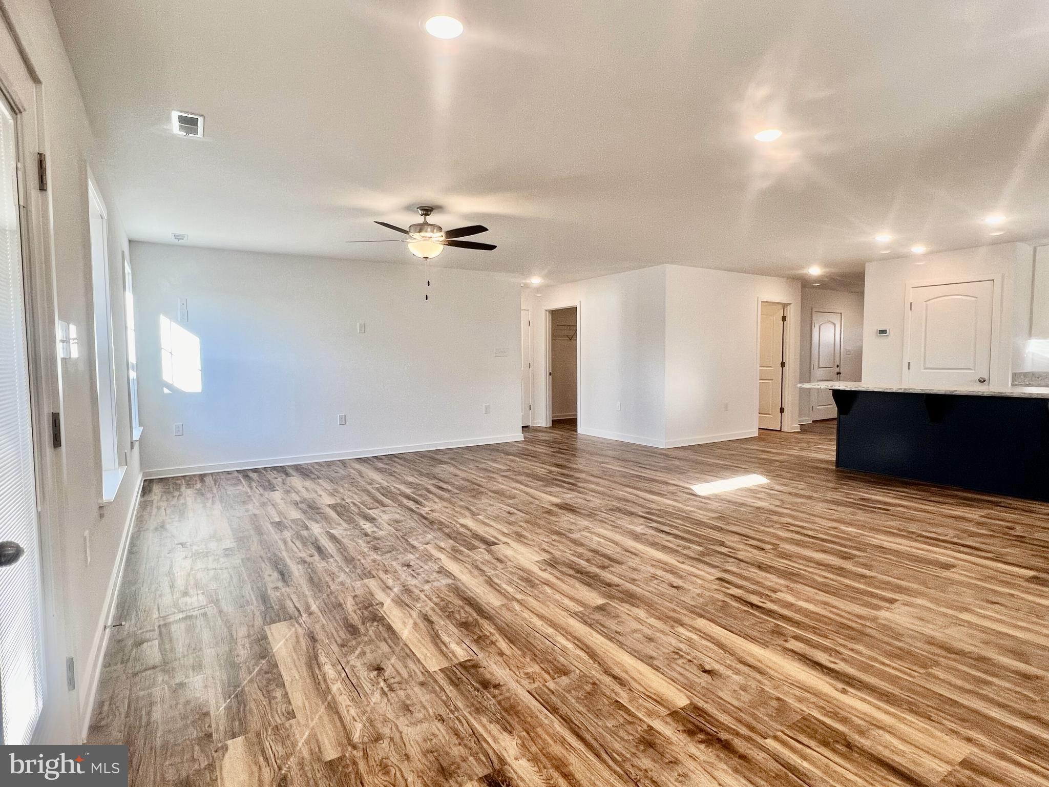 CARDINAL POINTE - Residential