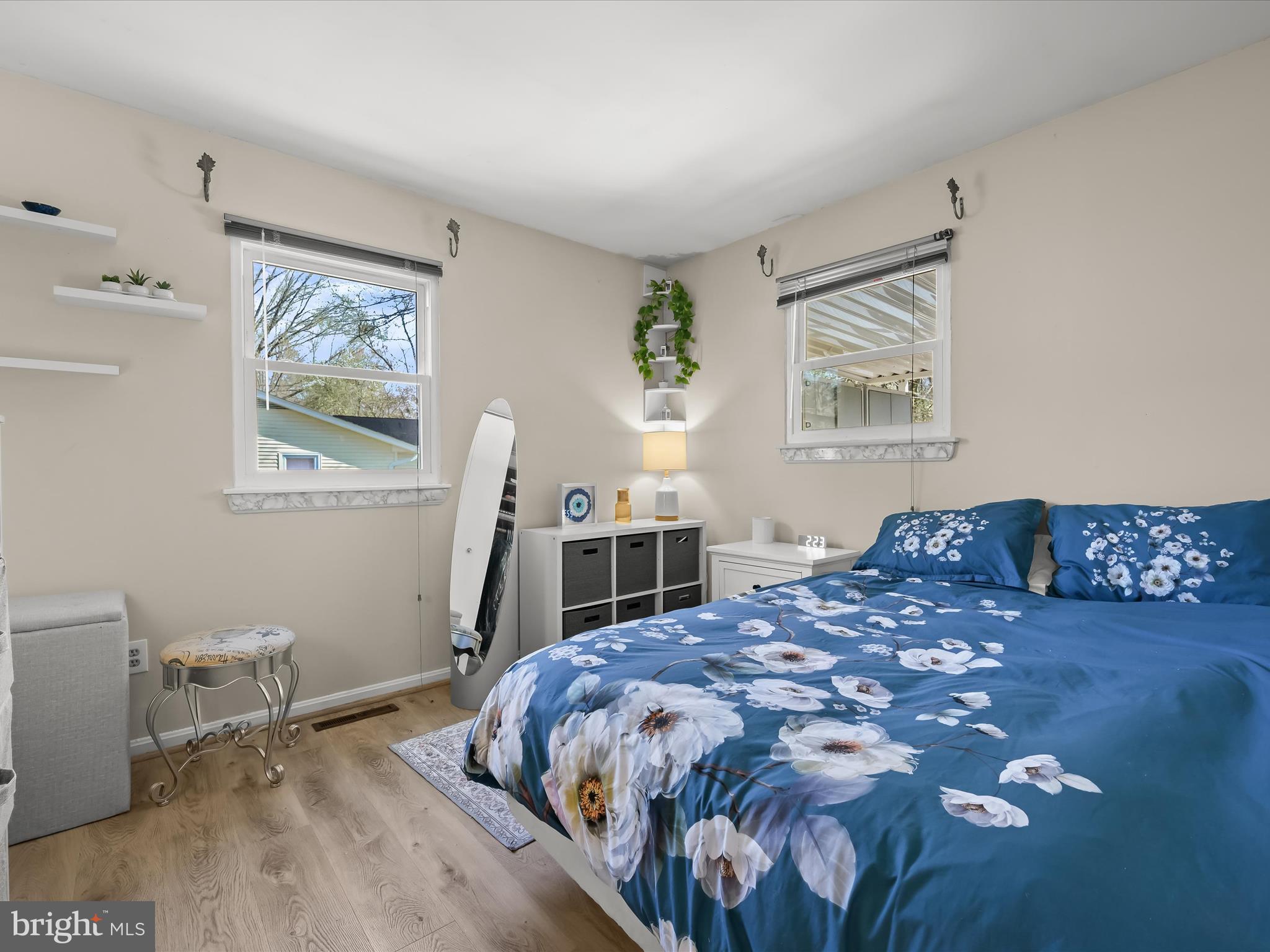 GWYNN ACRES - Residential