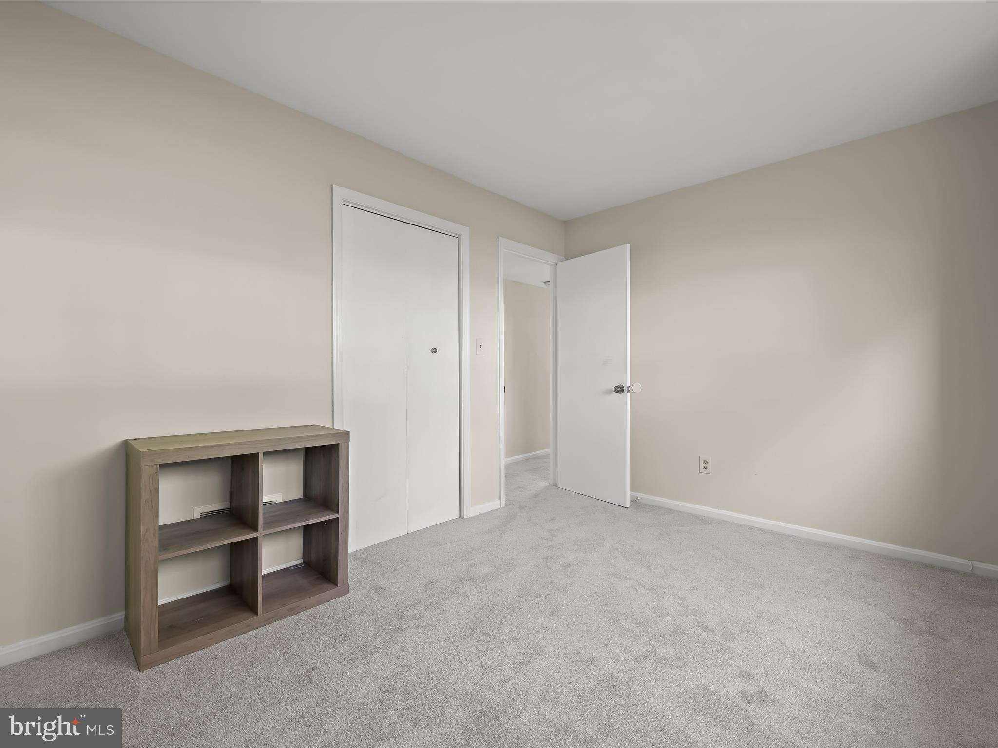 GWYNN ACRES - Residential