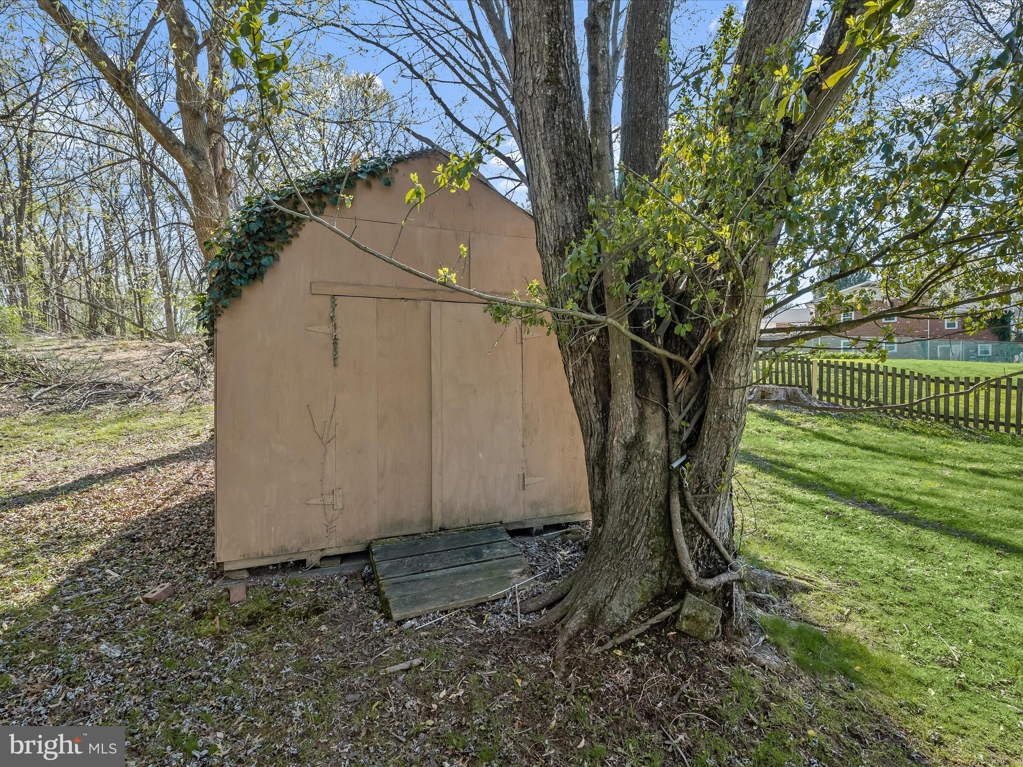 GWYNN ACRES - Residential