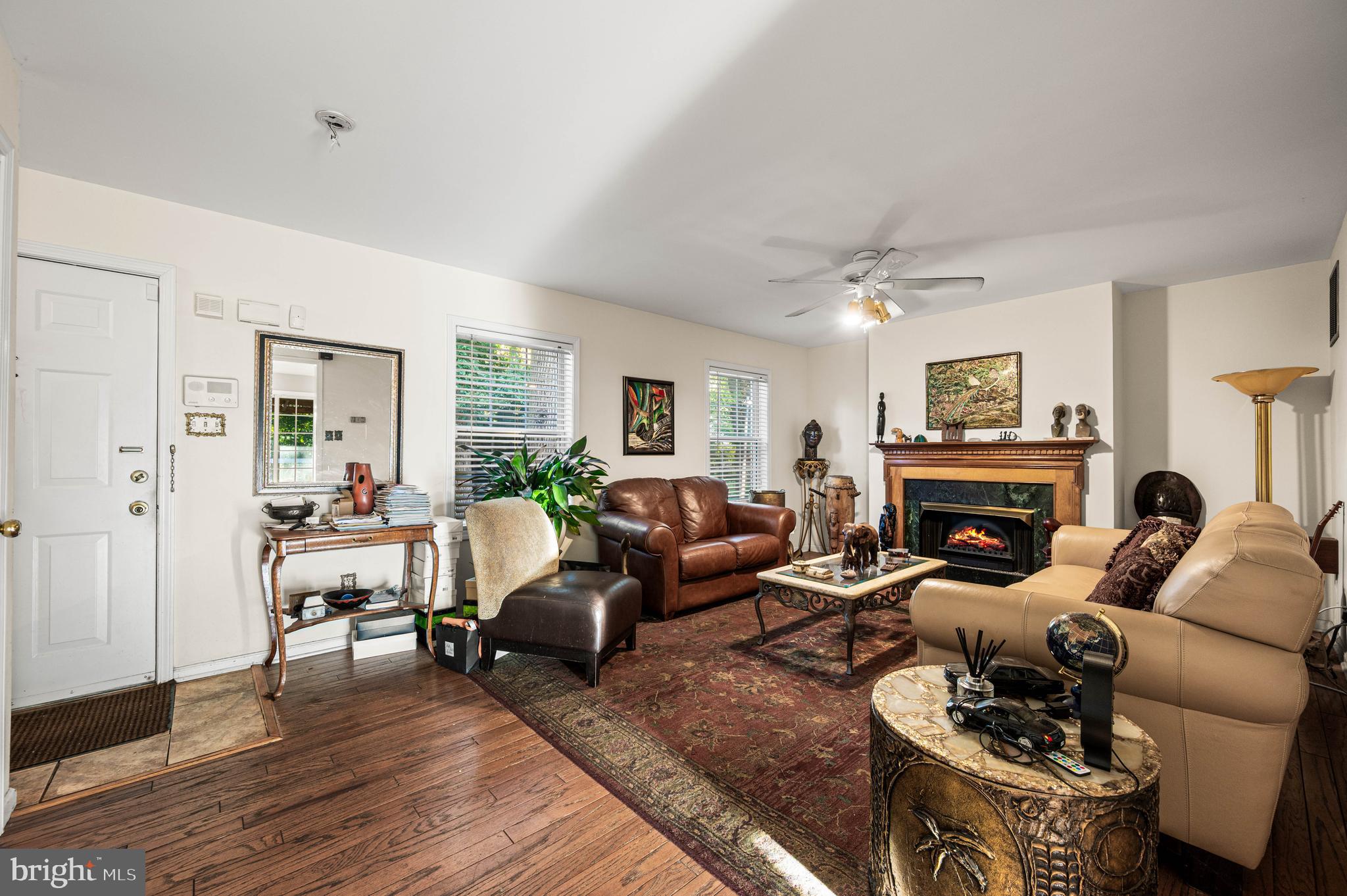 OAK LANE - Residential