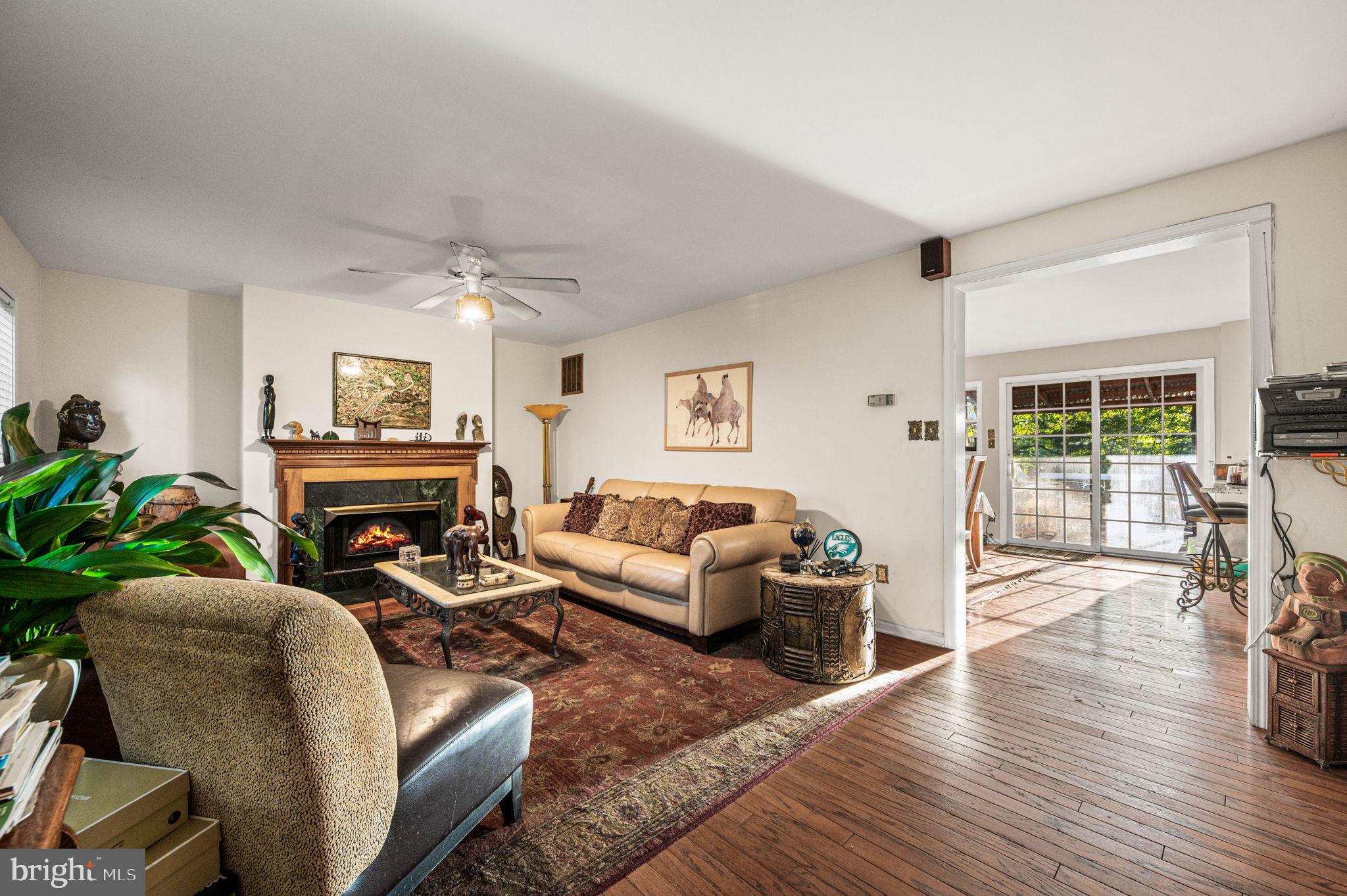 OAK LANE - Residential