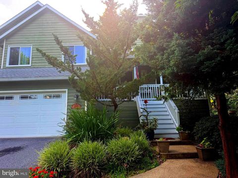 Homes For Sale - 10293 Huron Trail<br/> NEW MARKET, MD 21774