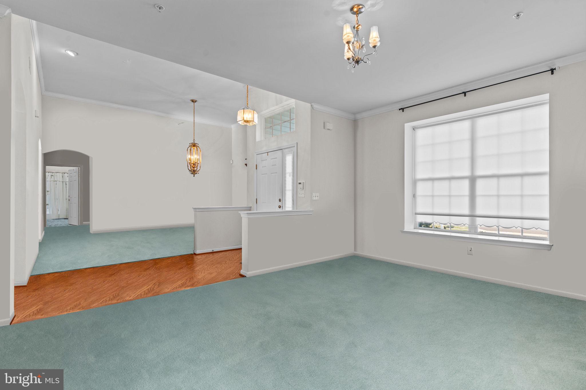 HERITAGE CR ESTS - Residential